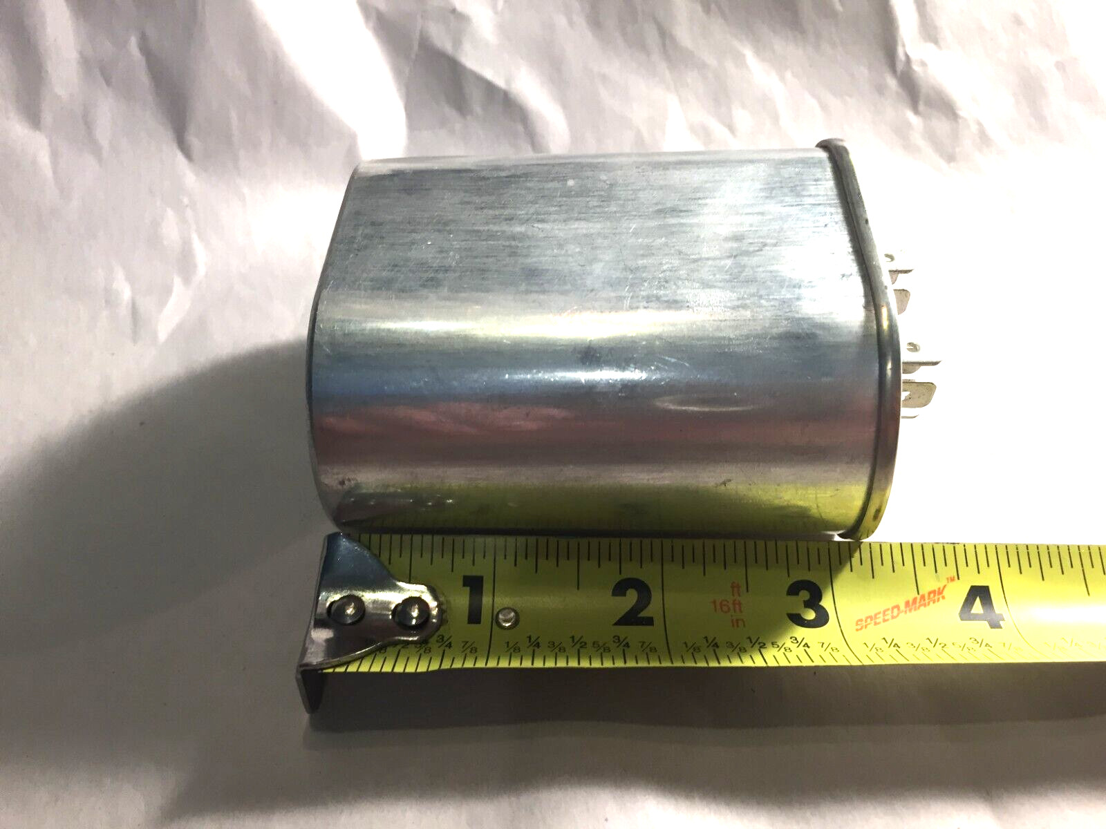 Supco Oval Motor Run Capacitor 35 uF. 5% 370 V, 50/60Hz
