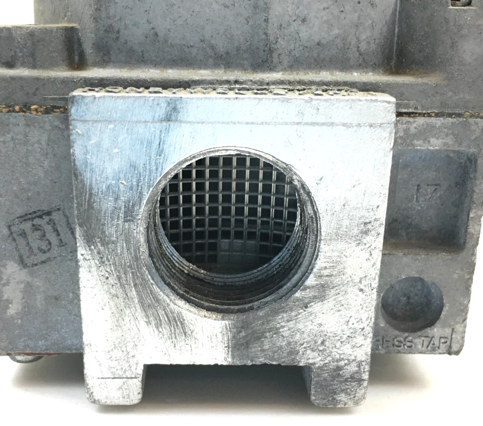 Honeywell VR8440K4055 24V Natural Gas Valve in 3/4″ out 3/4″ used #G418