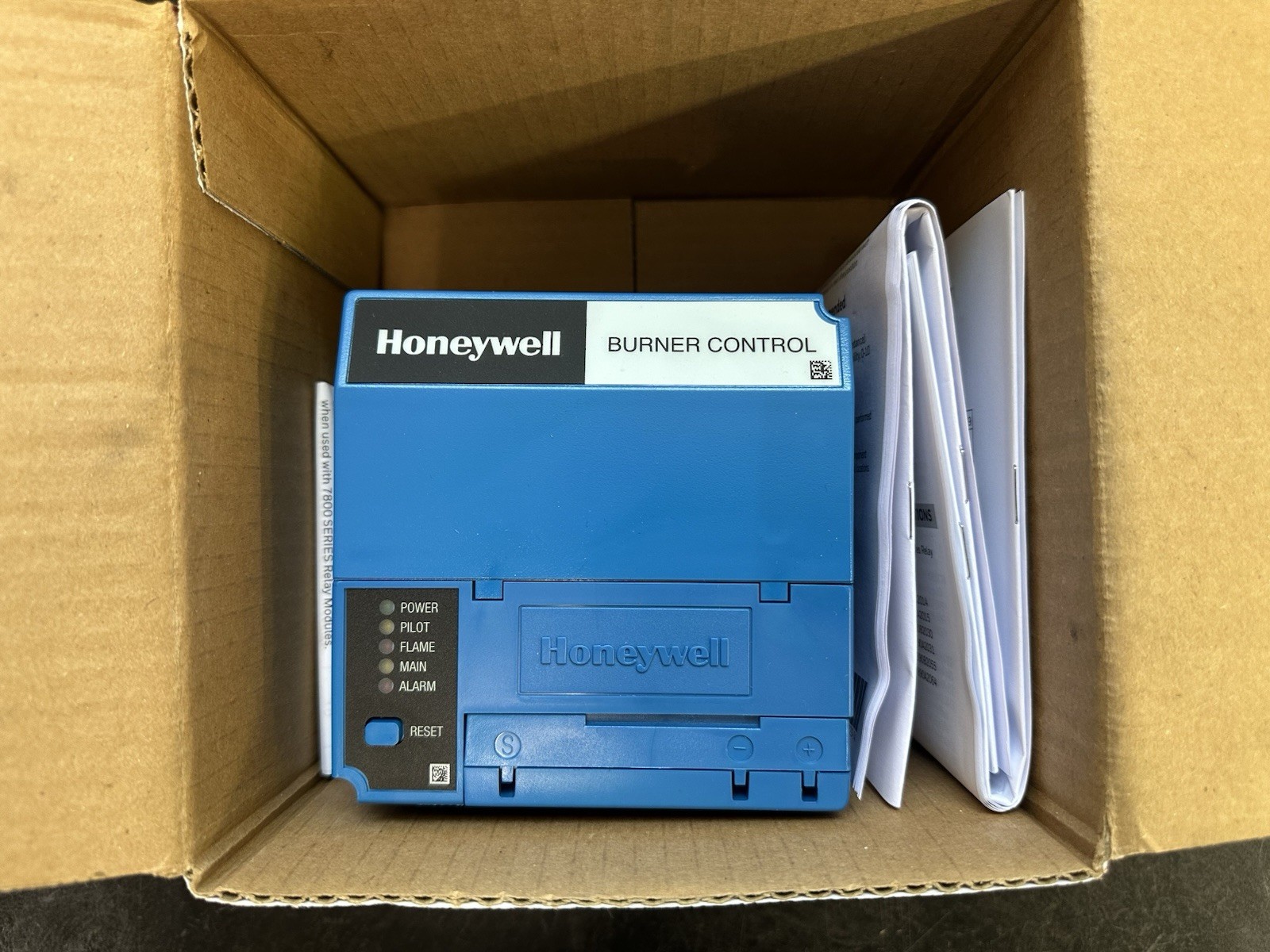 HONEYWELL – RM7890 A 1015 – ULTRAVIOLET FLAME AMPLIFIER – BURNER CONTROL