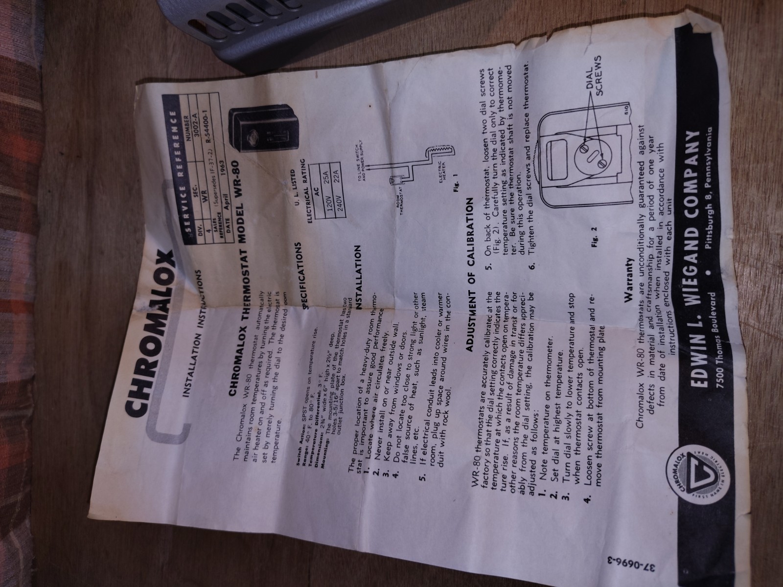 Chromalox WR80 Room Thermostat 25A 40F to 80F 120/277V