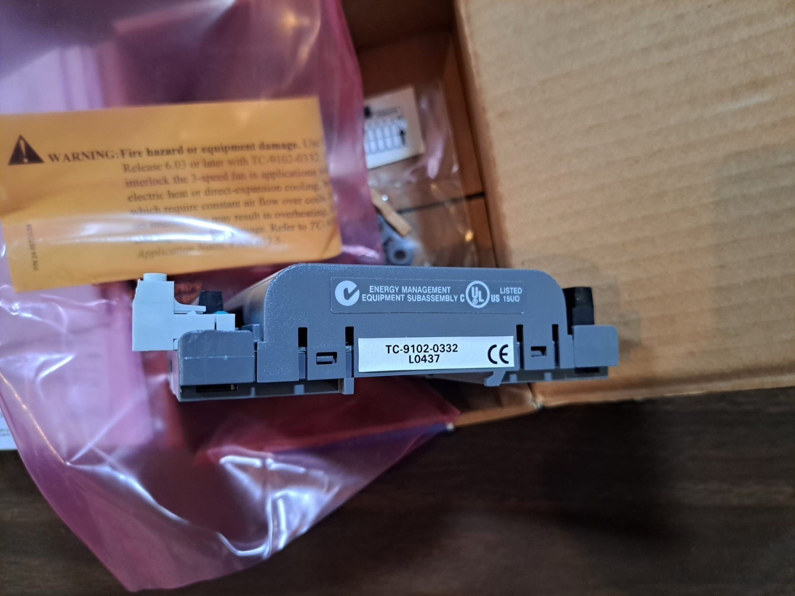 New Johnson Controls Controller TC-9102-0332 27-85057-21 Vers.4 Italy NextDayAir