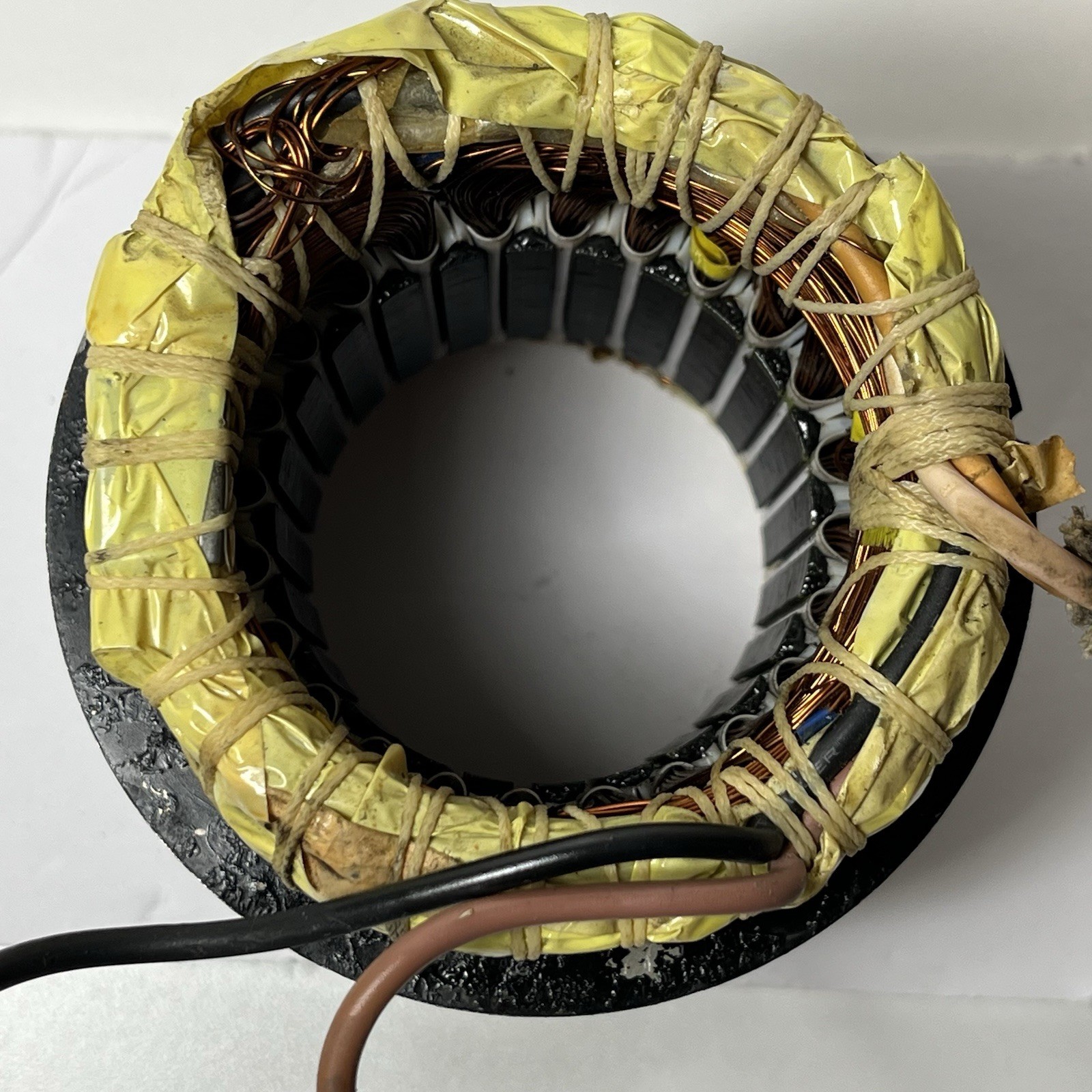 Beckett Y5L271C81 Motor 1/7HP 115V – Tested Stator / For Parts Or Repair