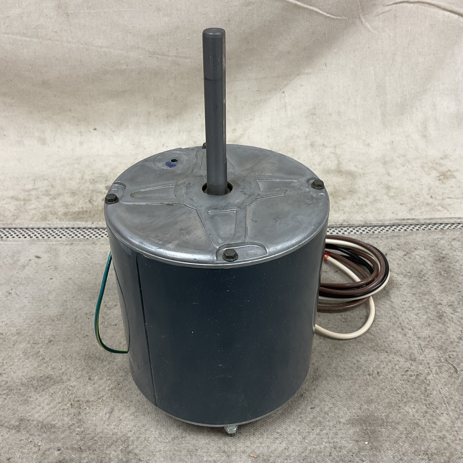 CENTURY ORM4688BF Condenser Fan Motor Stud Mount Enclosed Air-Over 1/3-1/8hp