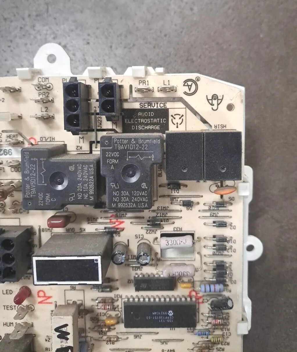OEM Carrier Bryant Payne HK42FZ009 1012-940-J Furnace Control Circuit Board