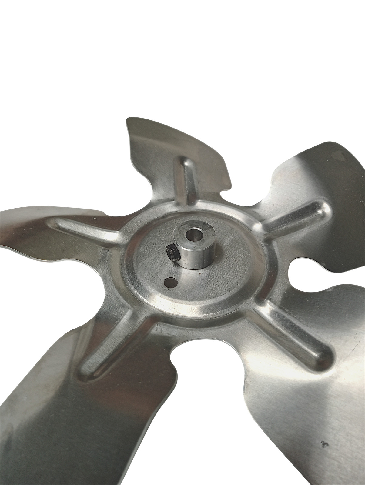 A60704 Metal Fan Blade 7″ Diameter 5 Blades 1/4″ Bore Hub CW 27 Degree Propeller