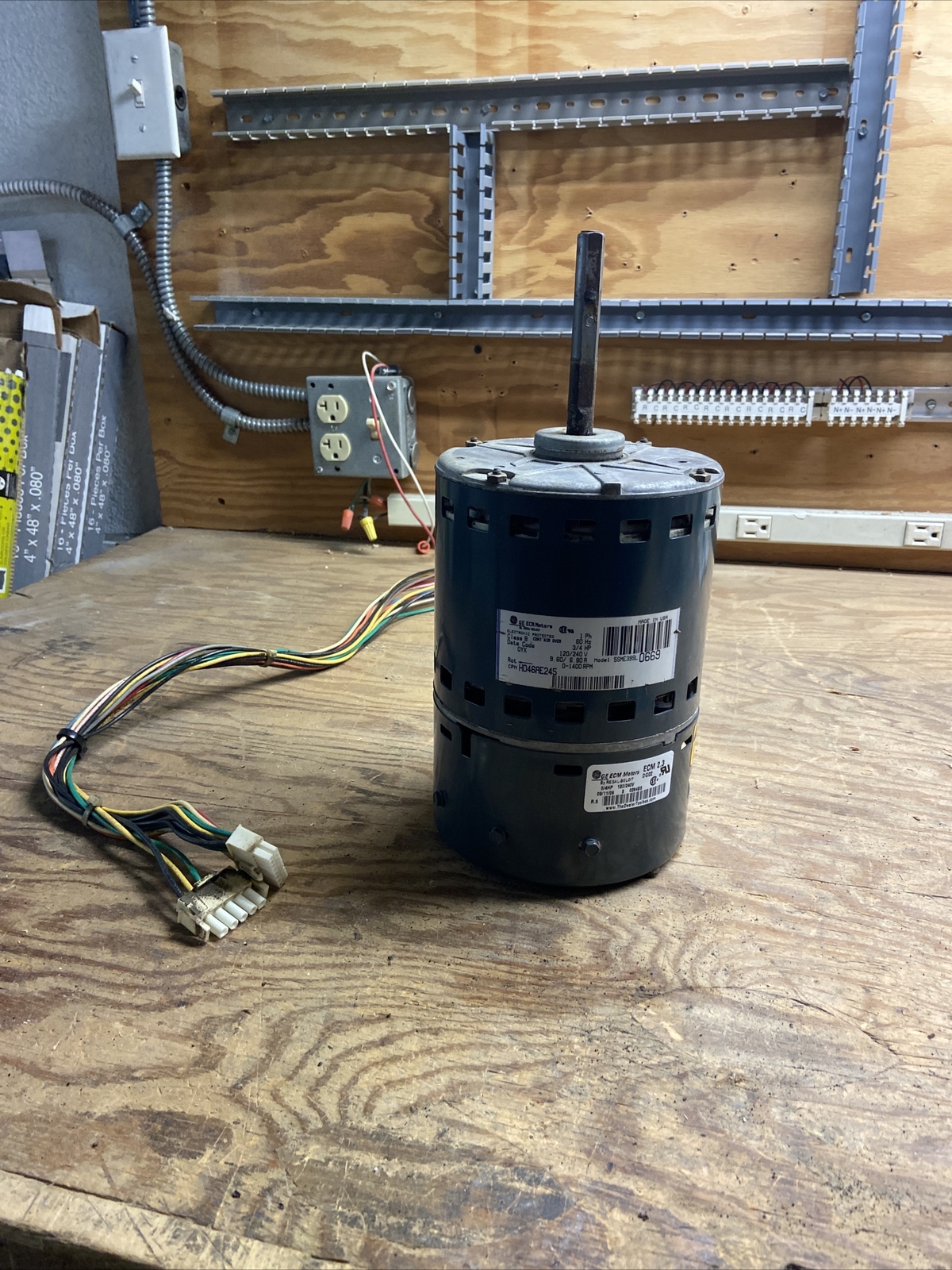 GE MOTORS 5SME39SL0669 BLOWER MOTOR 3/4 HP 120/240 V. ECM 2.3 CPNHD46AE245