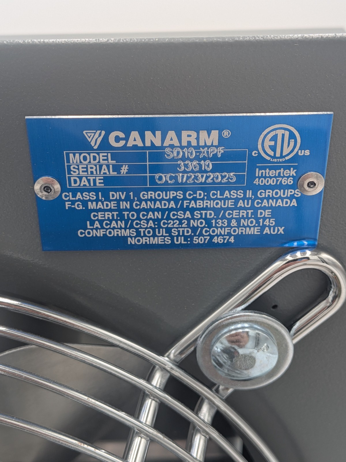 Canarm SD10-XPF 10 1/3HP 620 CFM Shutter Mounted Hazardous Location Exhaust Fan