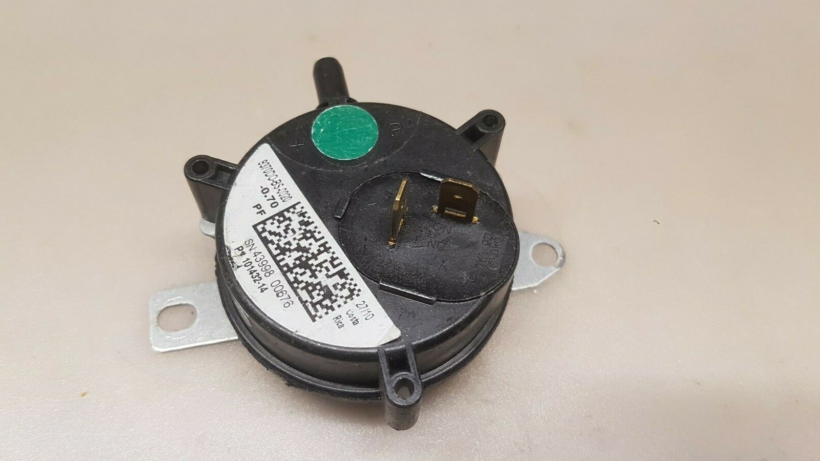 Armstrong Air 101432-14 Pressure Switch -0.70″