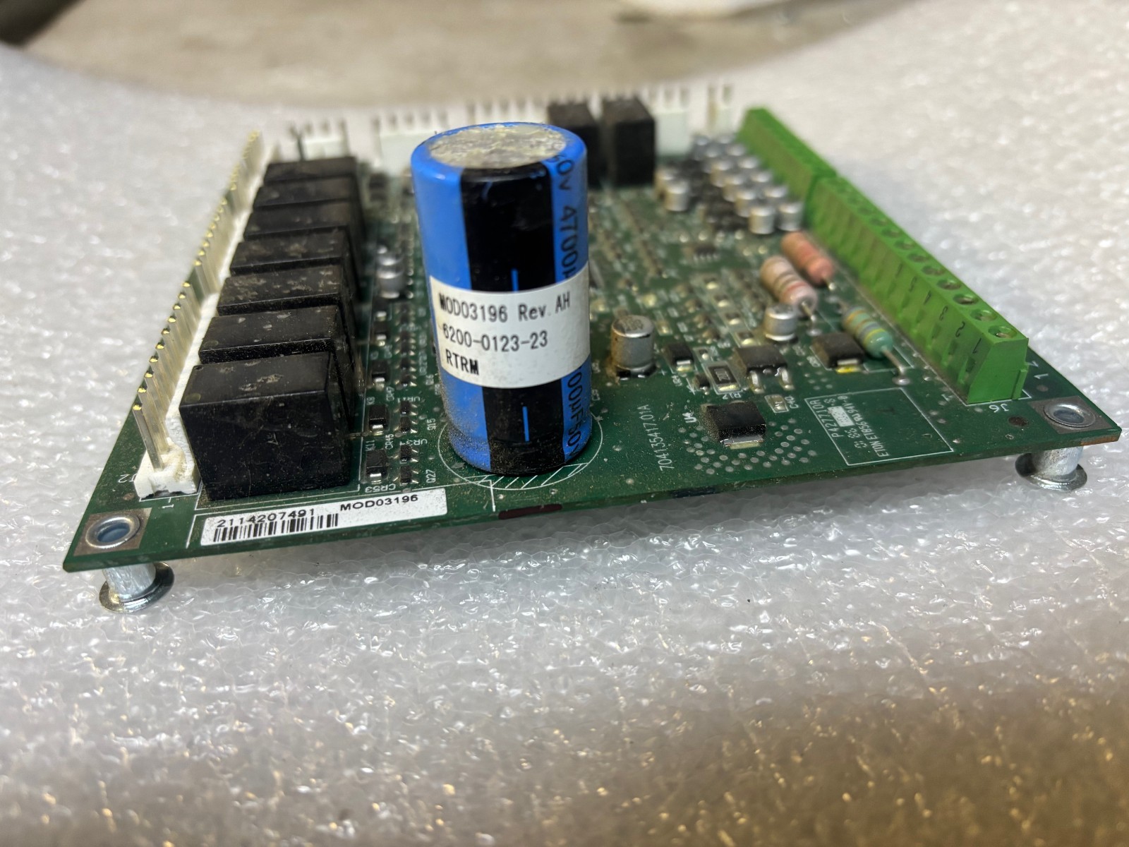 TRANE MOD03196 REV.AH Control Circuit Board 6200-0123-23 RTRM V23.03