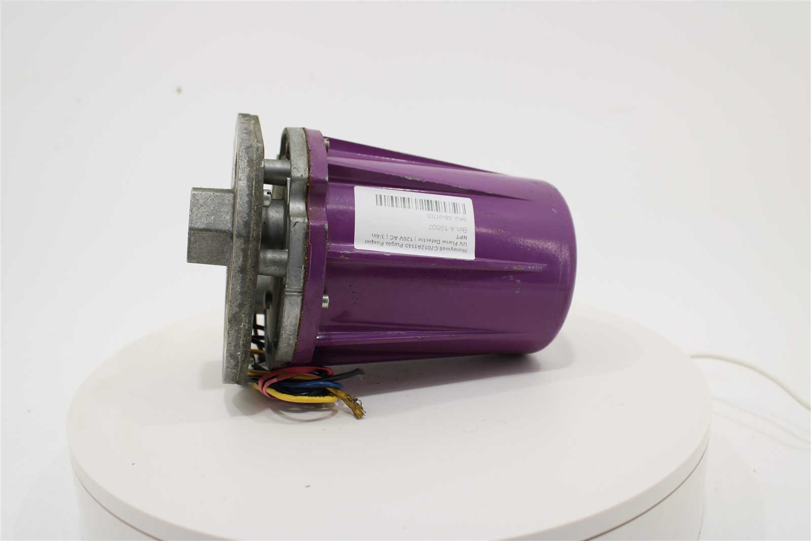 Honeywell C7012A1145 Purple Peeper UV Flame Detector | 120V AC | 3/4in NPT