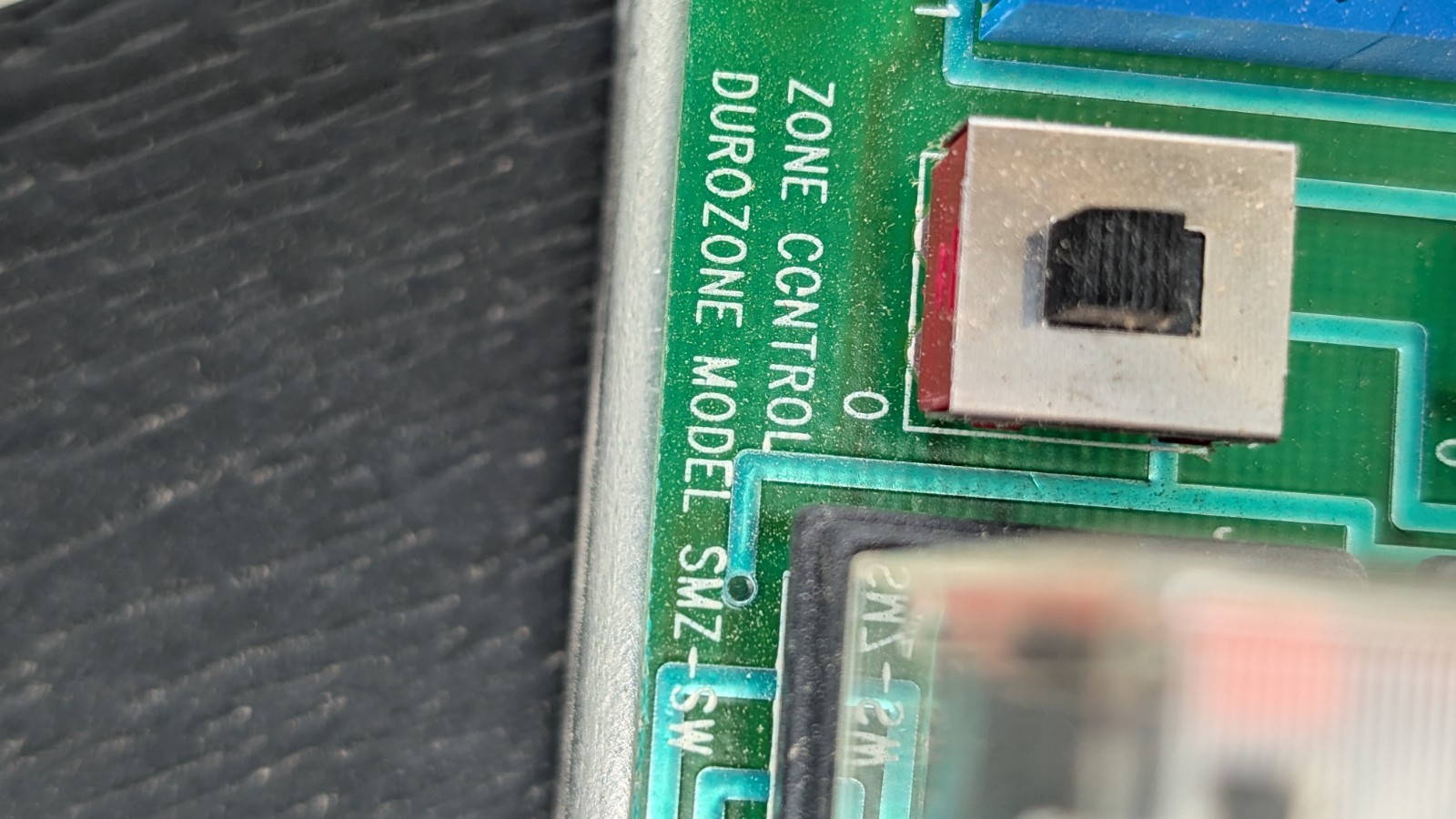 2 each DuroZone HVAC Zone Controllers SMZ-2SW SMZ-3SW Both Work As Designed