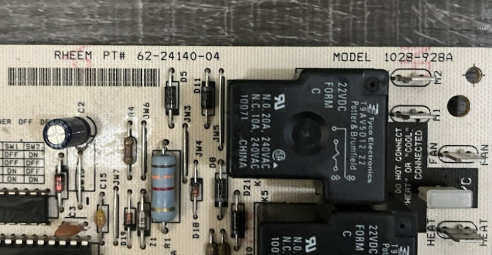 Rheem Ruud 62-24140-04 Spark Ignition Control Circuit Board 1028-928A