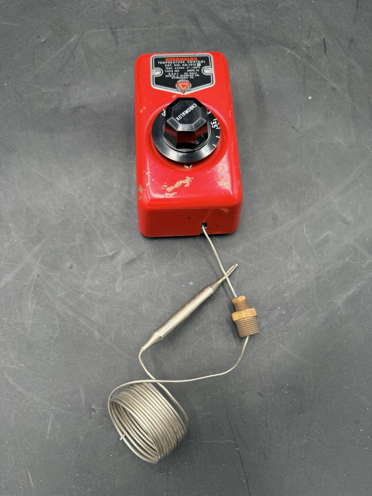 Chromalox AR-1015 Adjustable Temperature Controller With Probe 0-100 Degrees