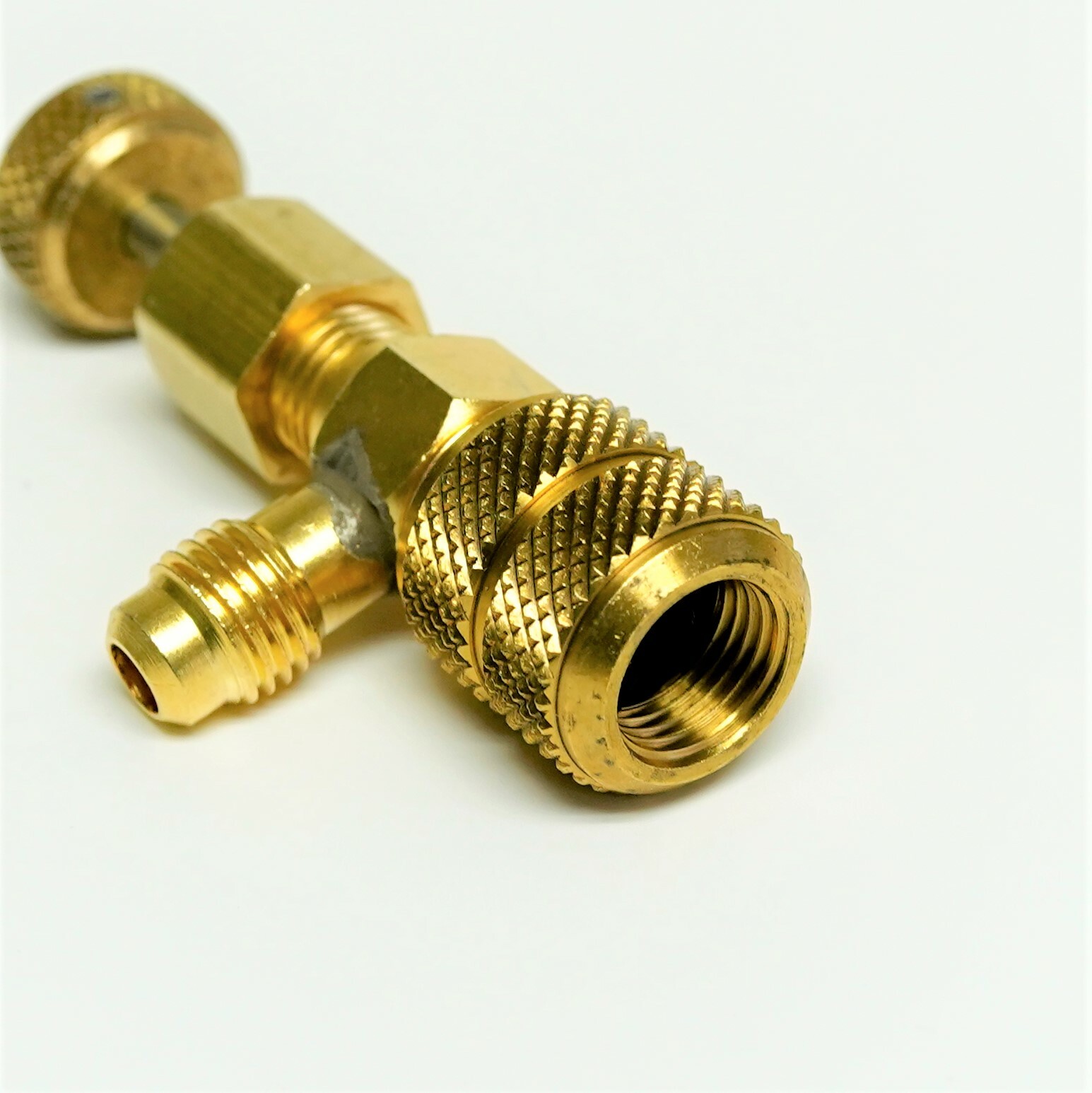 C&D Valve 5/16″ Male Flare Compact Thumbscrew Core Depressor CD2080