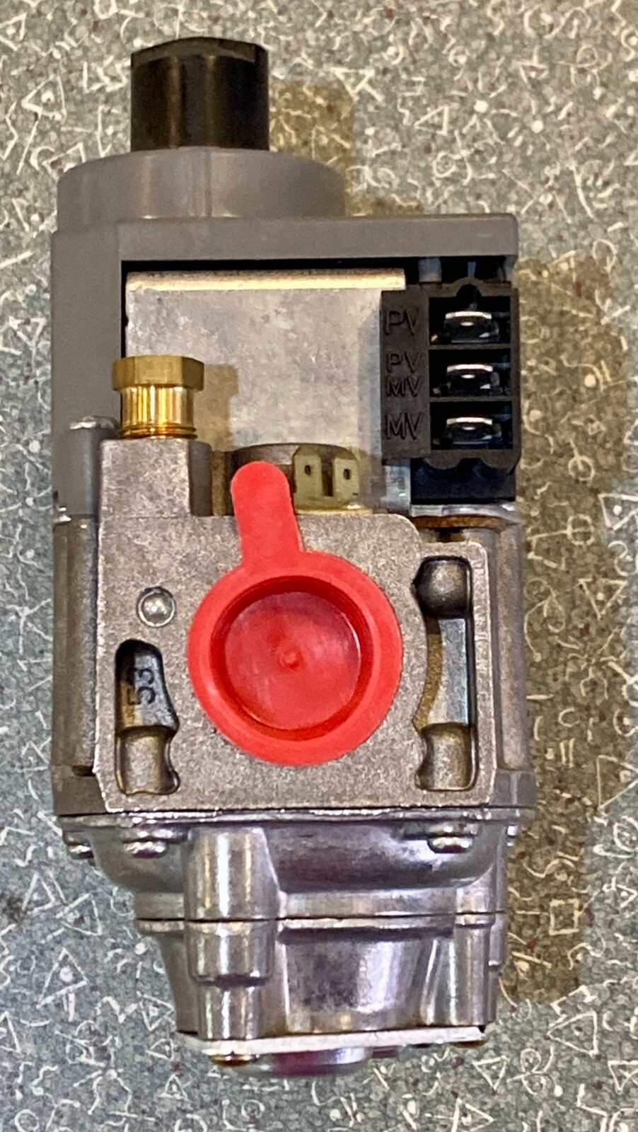 Honeywell VR8304P4348 Class 2 Transformer Furnace Control Gas Valve