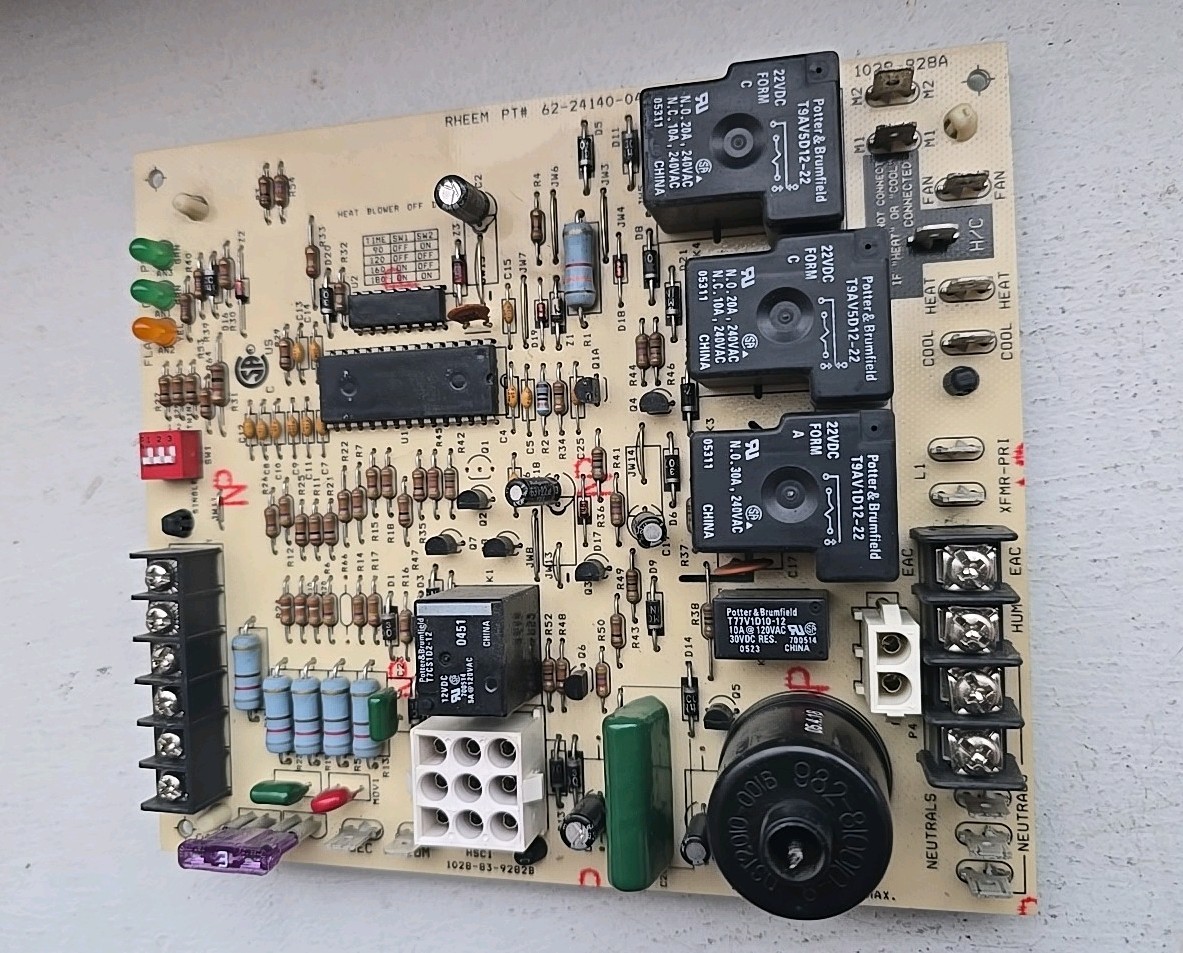 Furnace Control Board 1028-83-9282B, 62-24140-04, 1028-928A Num#493