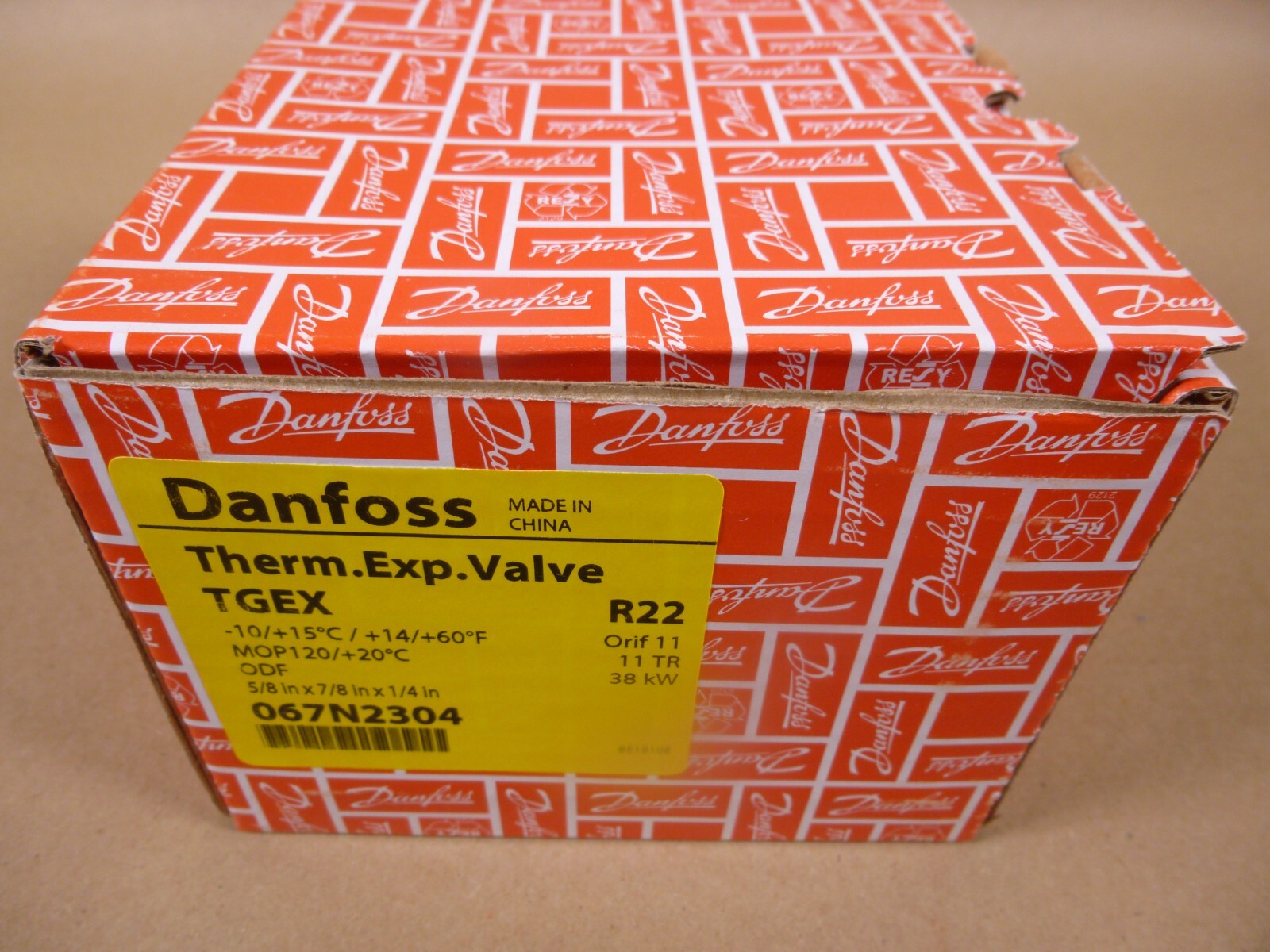 Danfoss TGEX Thermostatic Expansion Valve 11TR 38KW 5/8×7/8×1/4″ , 067N2304