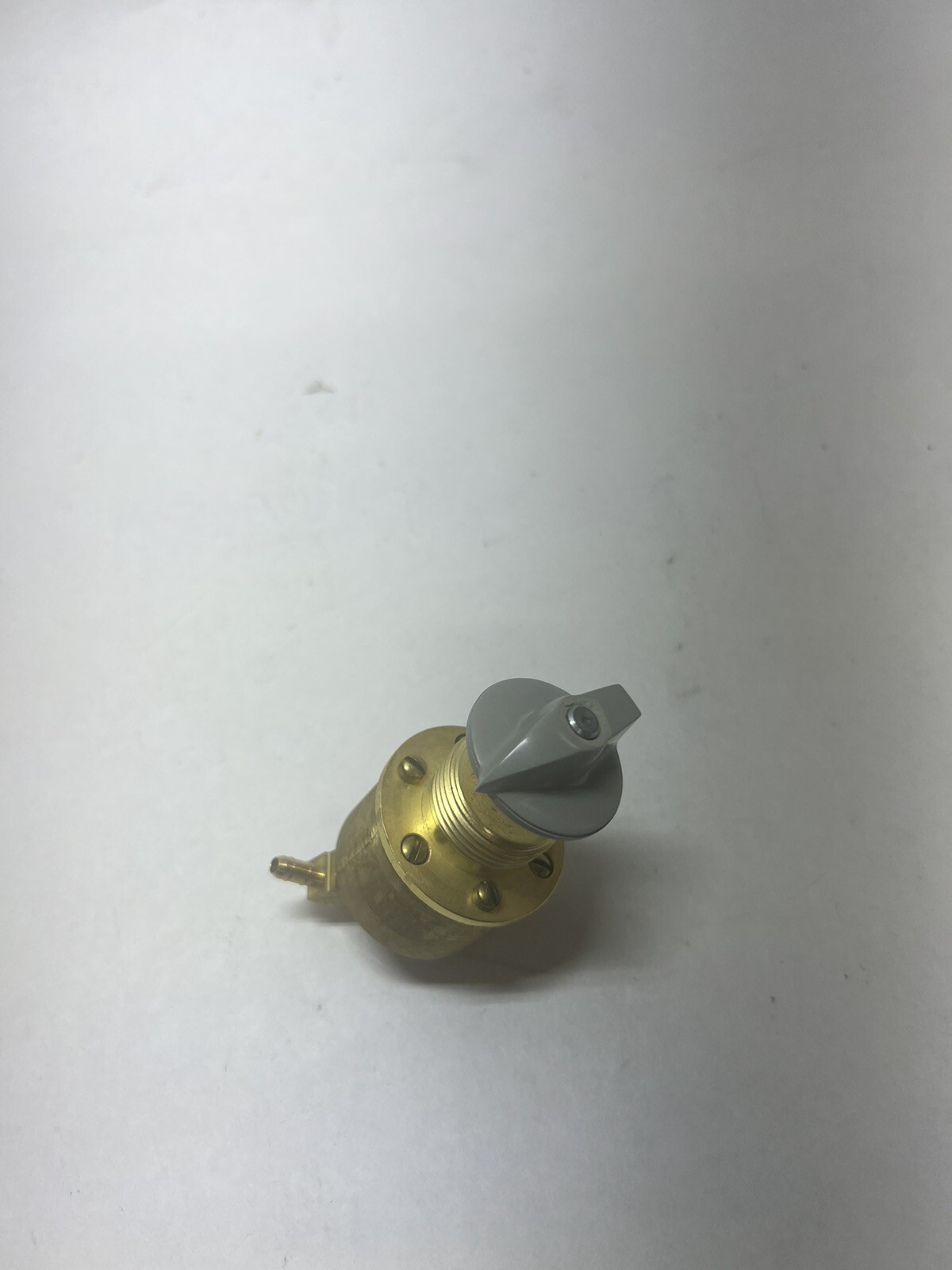 Siemens 151-143 – Bleed-Type Positioning Switch “Modified Plastic Switch”