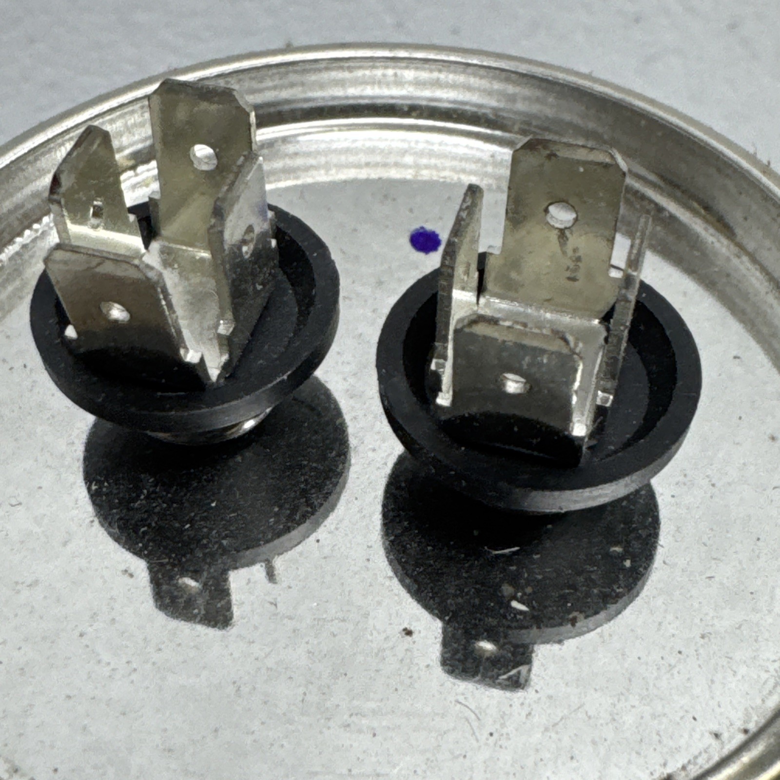 AmRad USA2218 55 uf/MFD 370-440 VAC Run Capacitor 50/60 Hz AC Electric