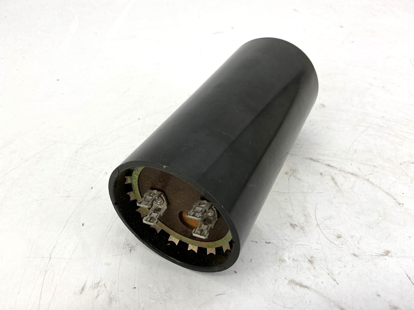 BMI 091A072B330CE7A Motor Start Capacitor 72-88UF 330VAC 50/60HZ