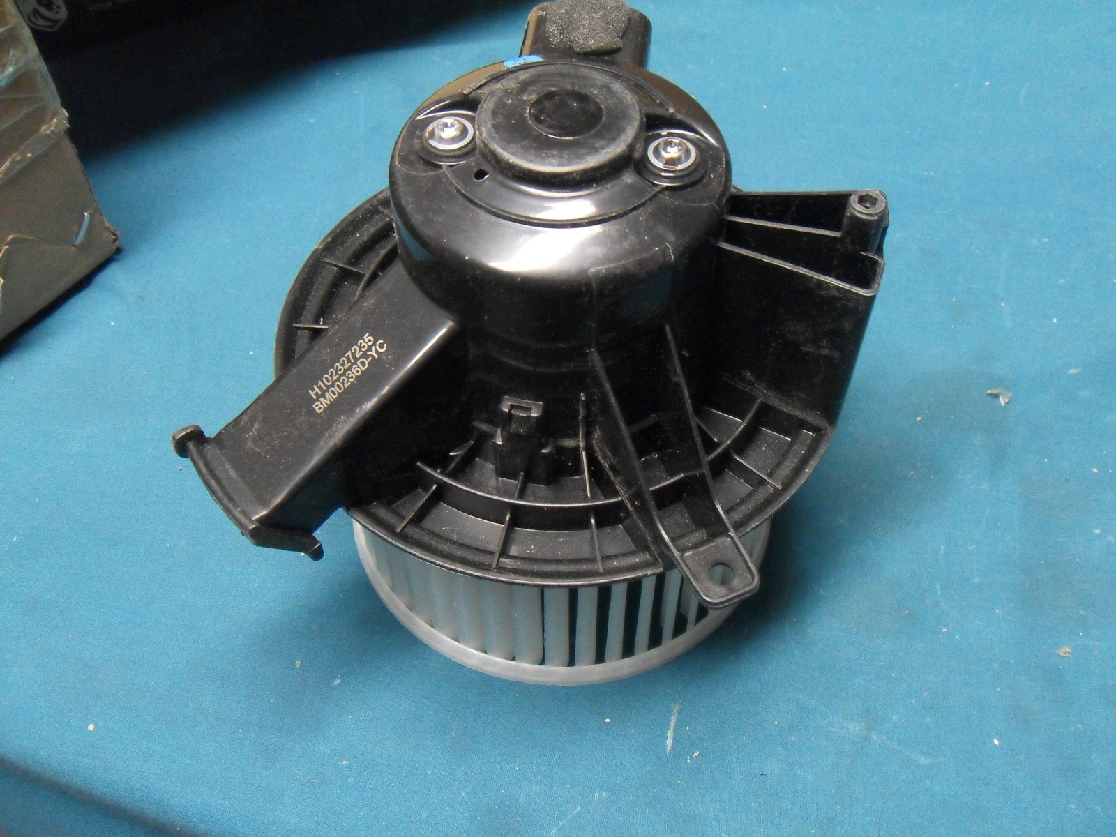 HVAC Blower Motor Assembly for Silverado 1500 2500 3500 Traverse Sierra Acadia