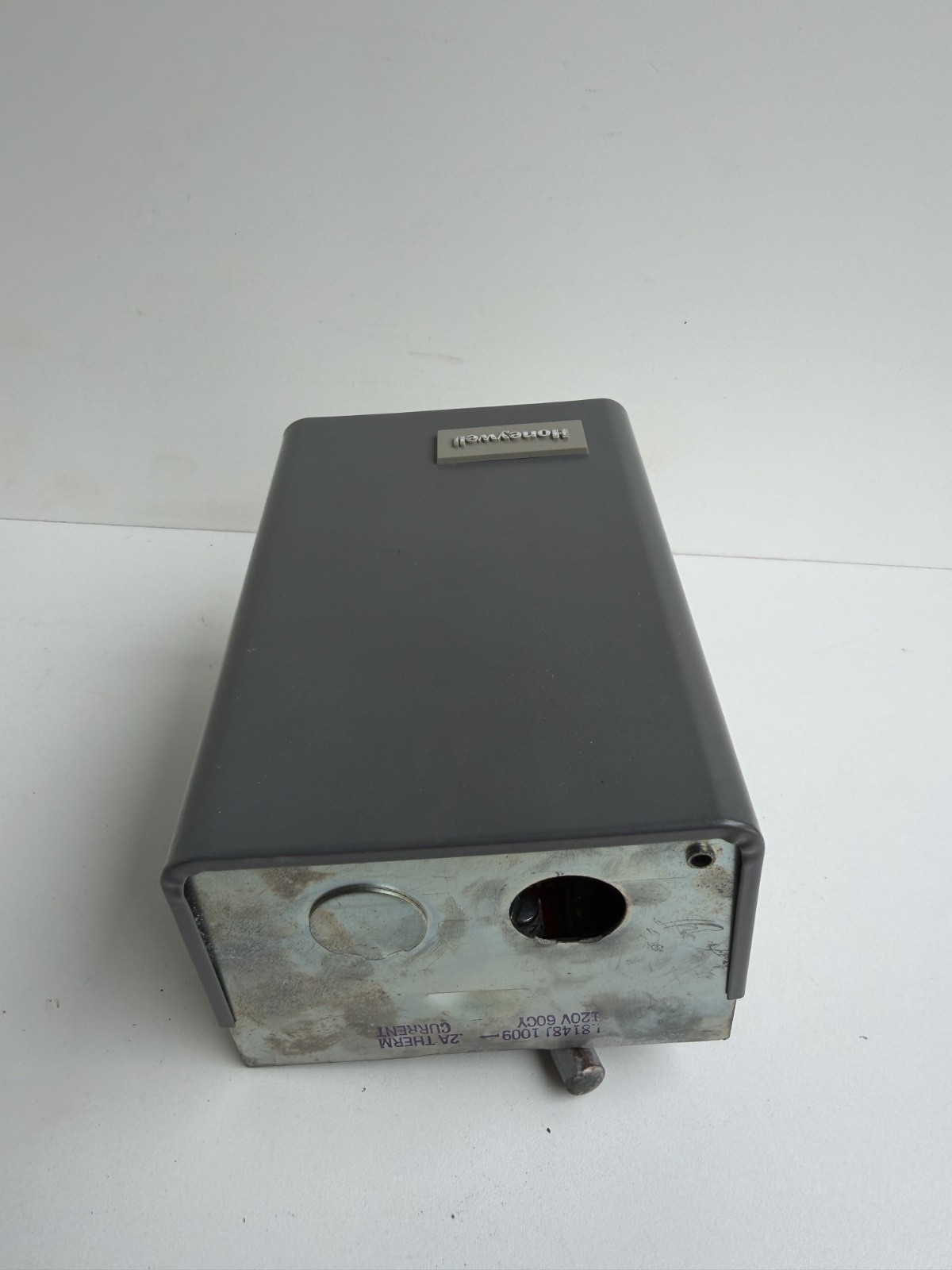 Honeywell L8148J 1009 Aquastat Relay Tradeline Boiler Control L8148J1009 24V/120