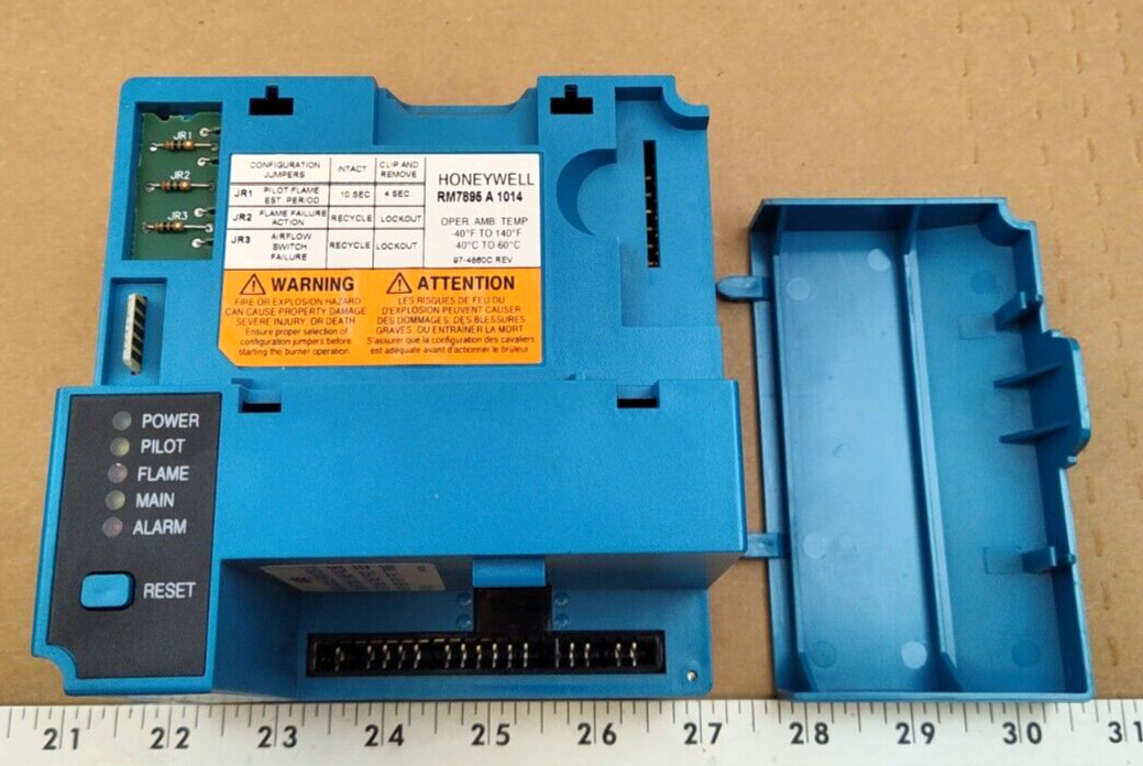 Honeywell On-Off Primary Control with PrePurge – In Burner Control RM7895 A 1014