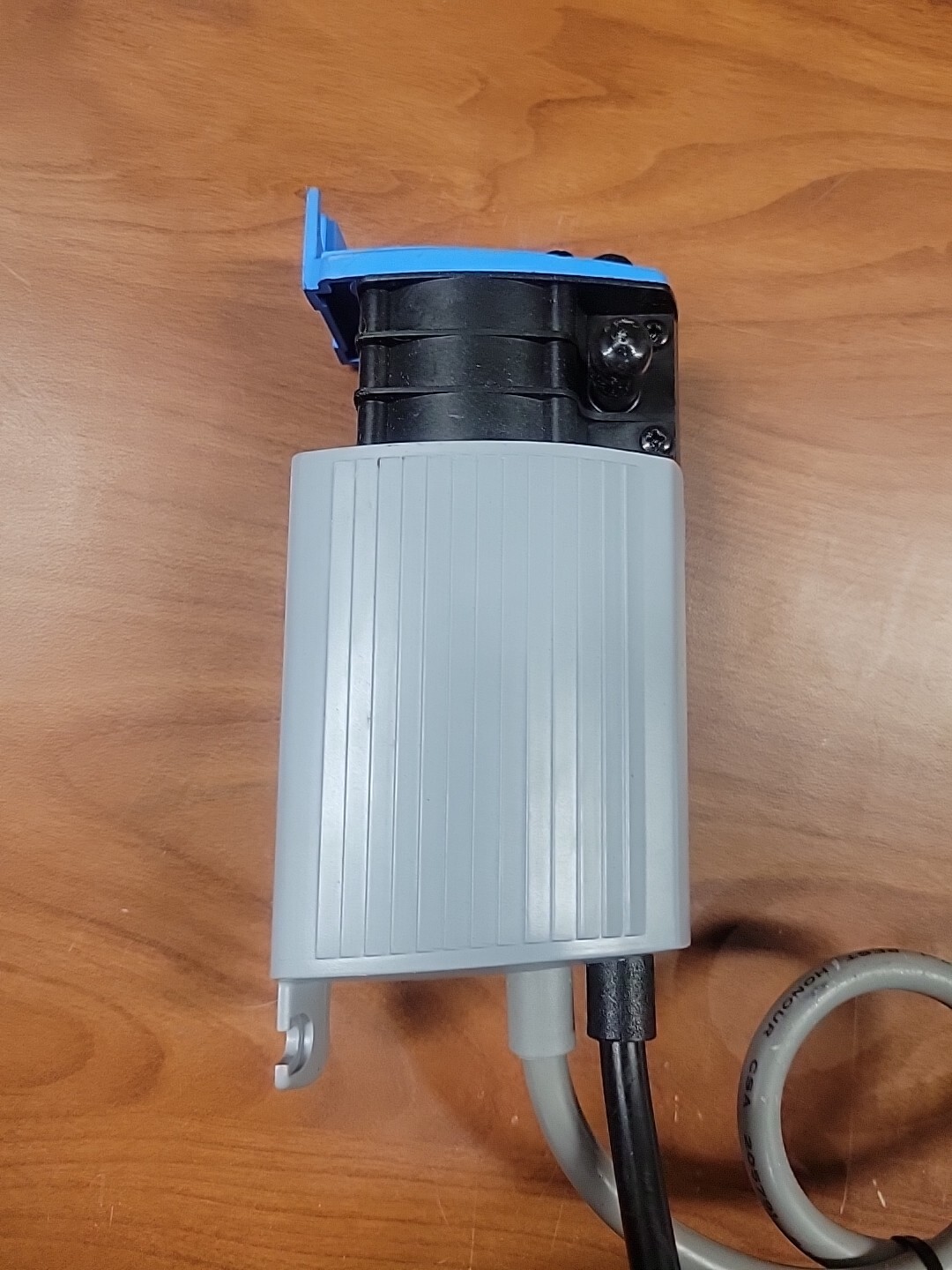 BLUE DIAMOND MAXI BLUE CONDENSATE PUMP AND RESERVOIR #X87-721