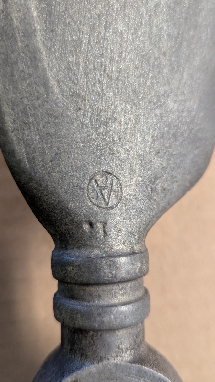 VINTAGE 20″ CAST ALUMINUM FAN BLADE MAN CAVE DECOR AIRPLANE PROPELLER STYLE