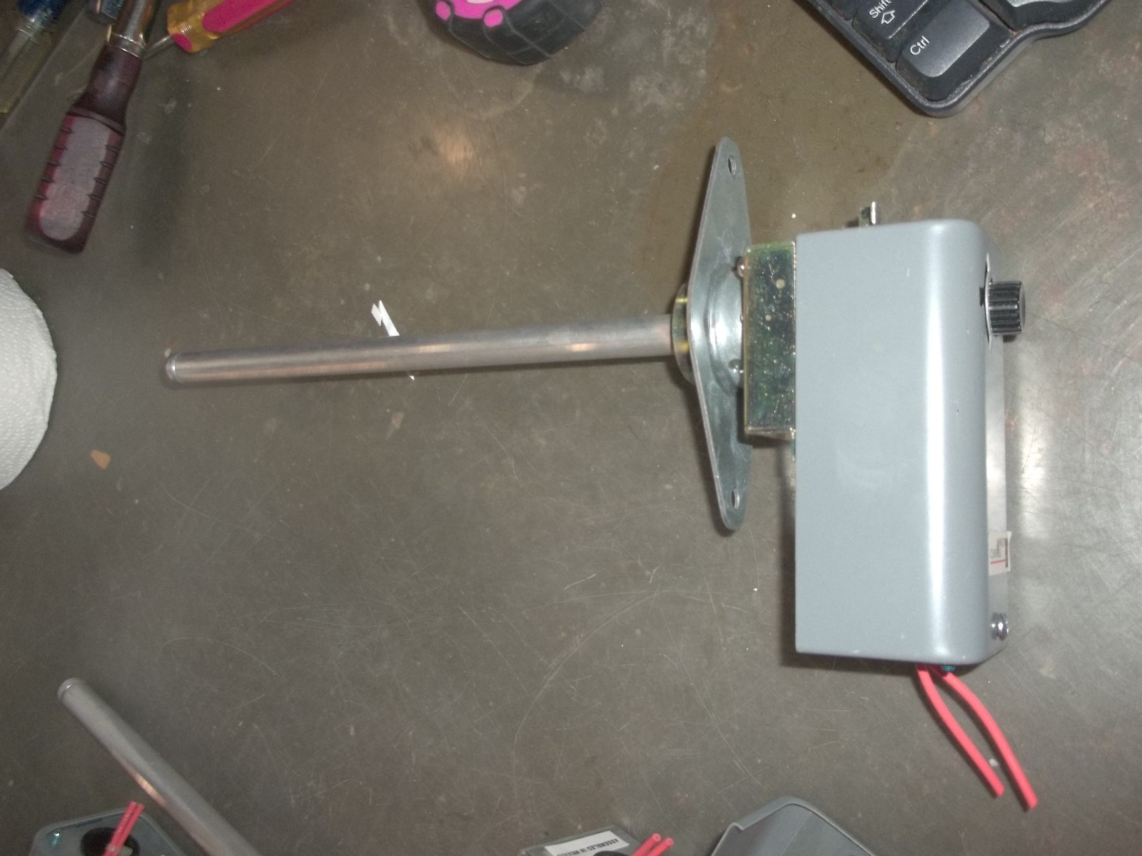 JOHNSON CONTROLS A25AN-10 WARM AIR LIMIT CONTROL W/ MANUAL RESET M2 (W4)