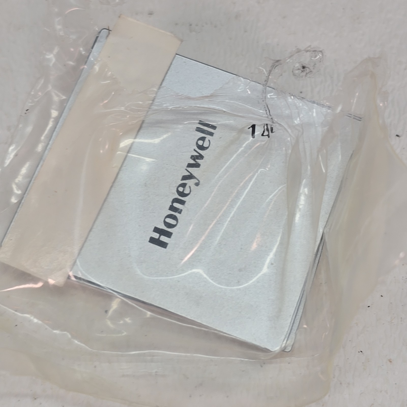 Honeywell TP970A 2004 Pneumatic Thermostat Direct Acting Analog Silver Black