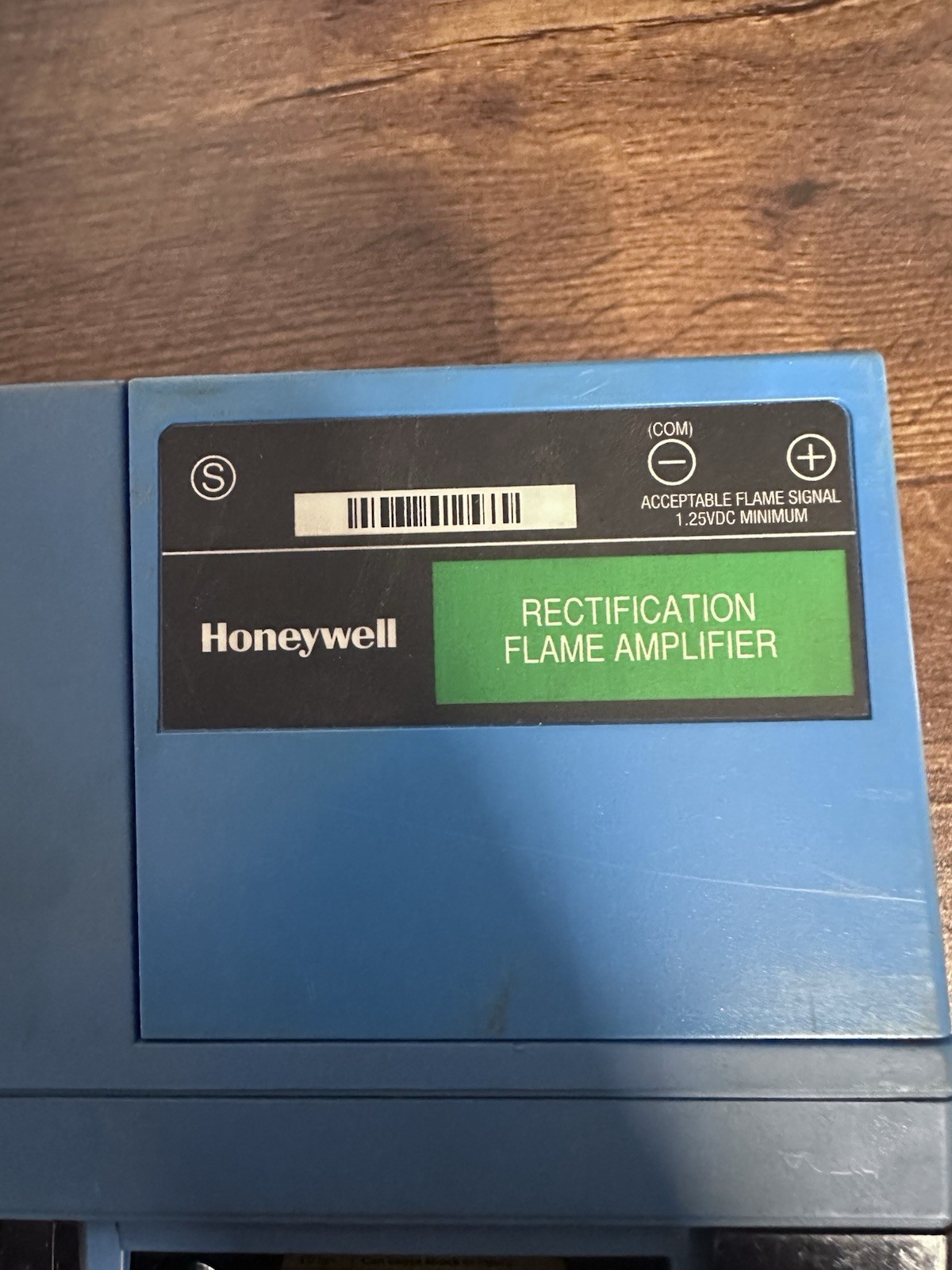 Honeywell RM7895 A 1014 Burner Control Module With 30 Sec Timer Flame Amplifier