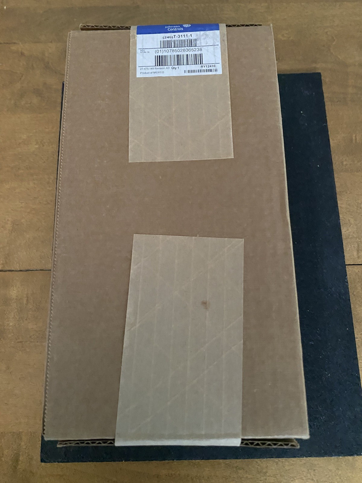 Johnson Controlls T-3111-1 Pneumatic Themostat And Valve Actuator