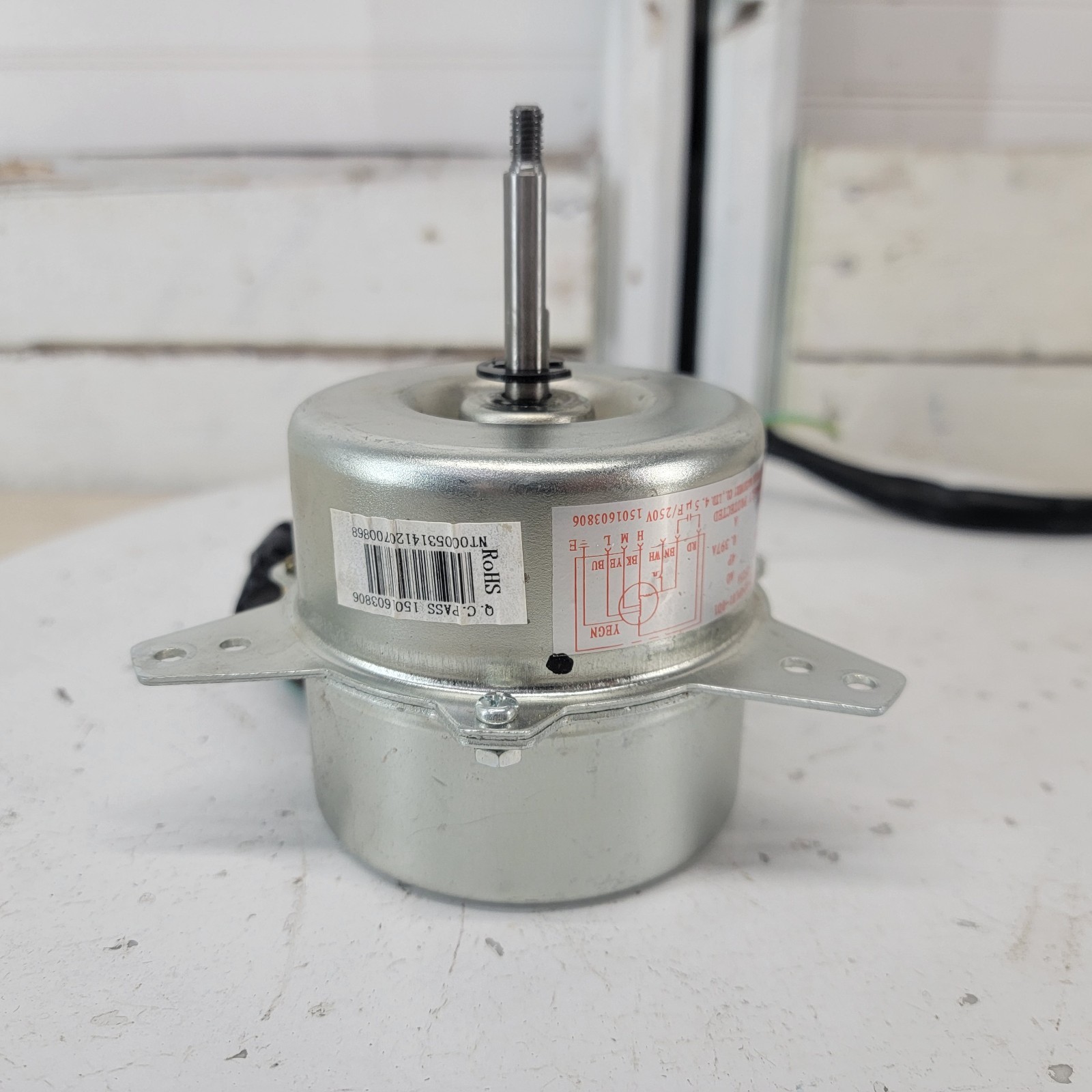 Dehumidifier Fan Motor YY025-824PL01-001 115V 25W w/ Blower Wheel & Harness Test