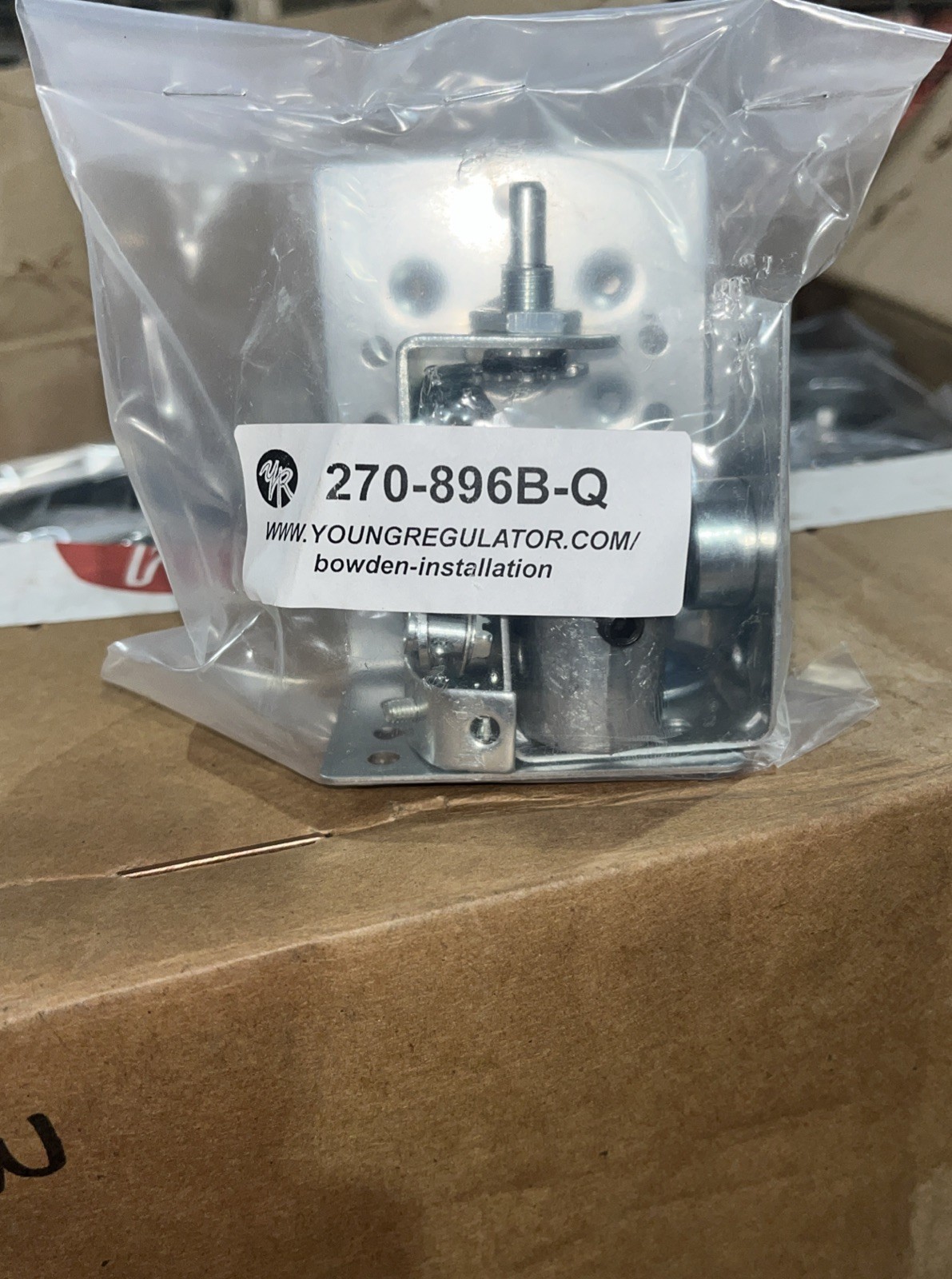 Young Regulator 270-896B-Q