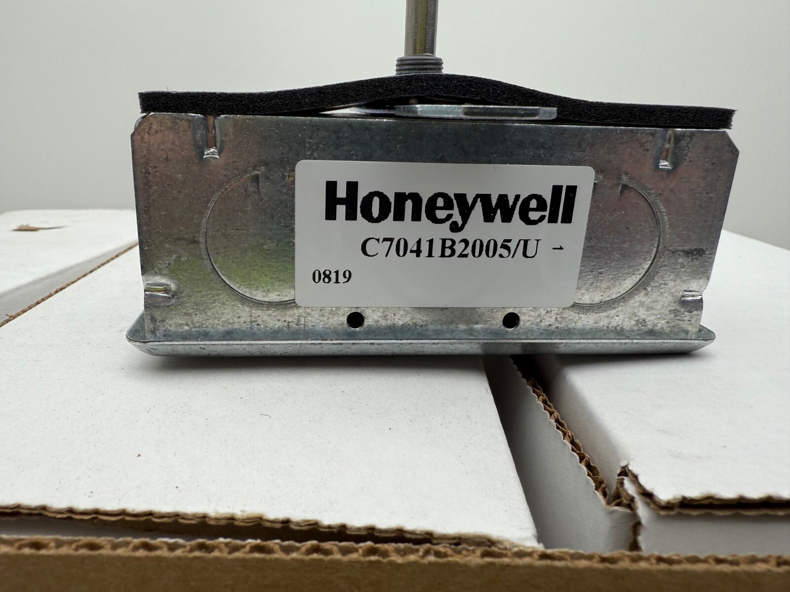 Honeywell 20k OHM NTC 6in Duct Sensor C7041B2005/U QTY8