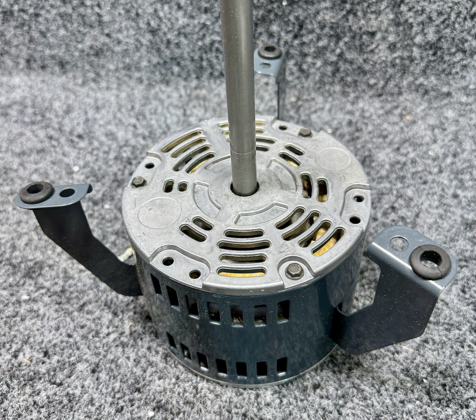 FASCO D1049 OEM Condenser Fan Motor 265V, 1/20 HP, 3 Speeds