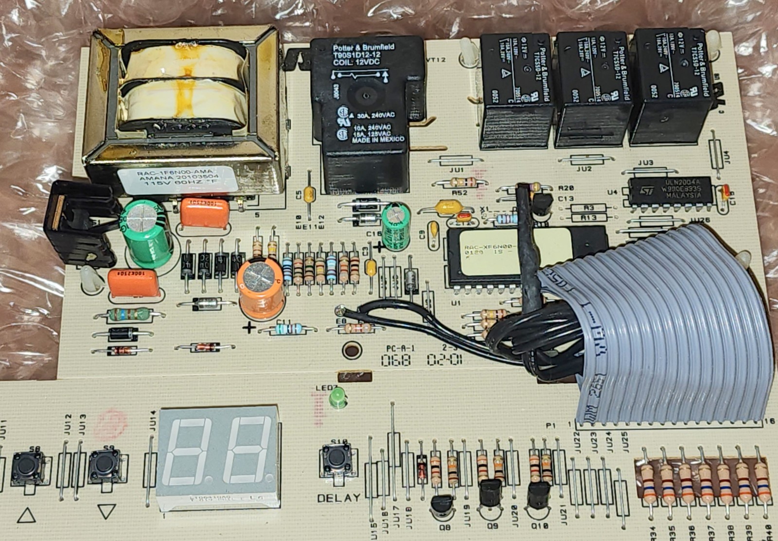 AC Amana 20103501 Air Conditioner Control Board 20103504 7128005-007 NOS See Pic