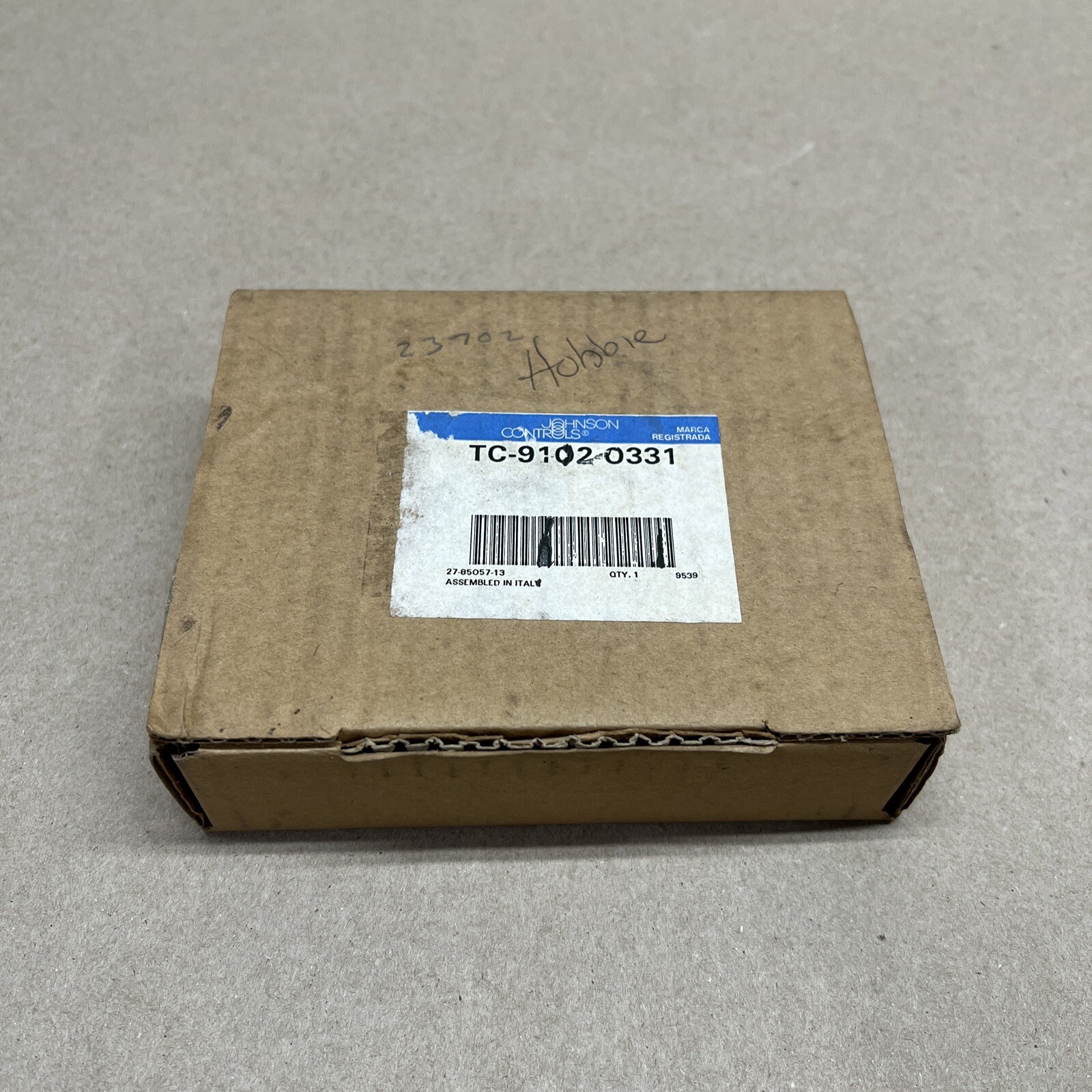 New OEM Johnson Controls Unit Controller TC-9102-0331 27-85057-13 Italy FastShip
