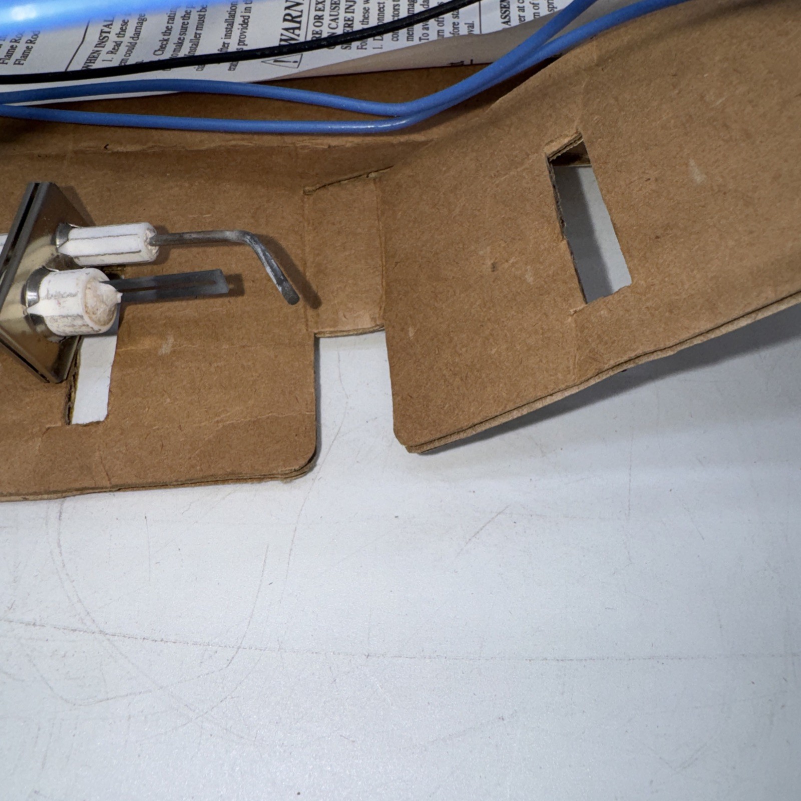 Honeywell Q3400A1024 Igniter Flame Rod Assembly 30″ 24V New HV1