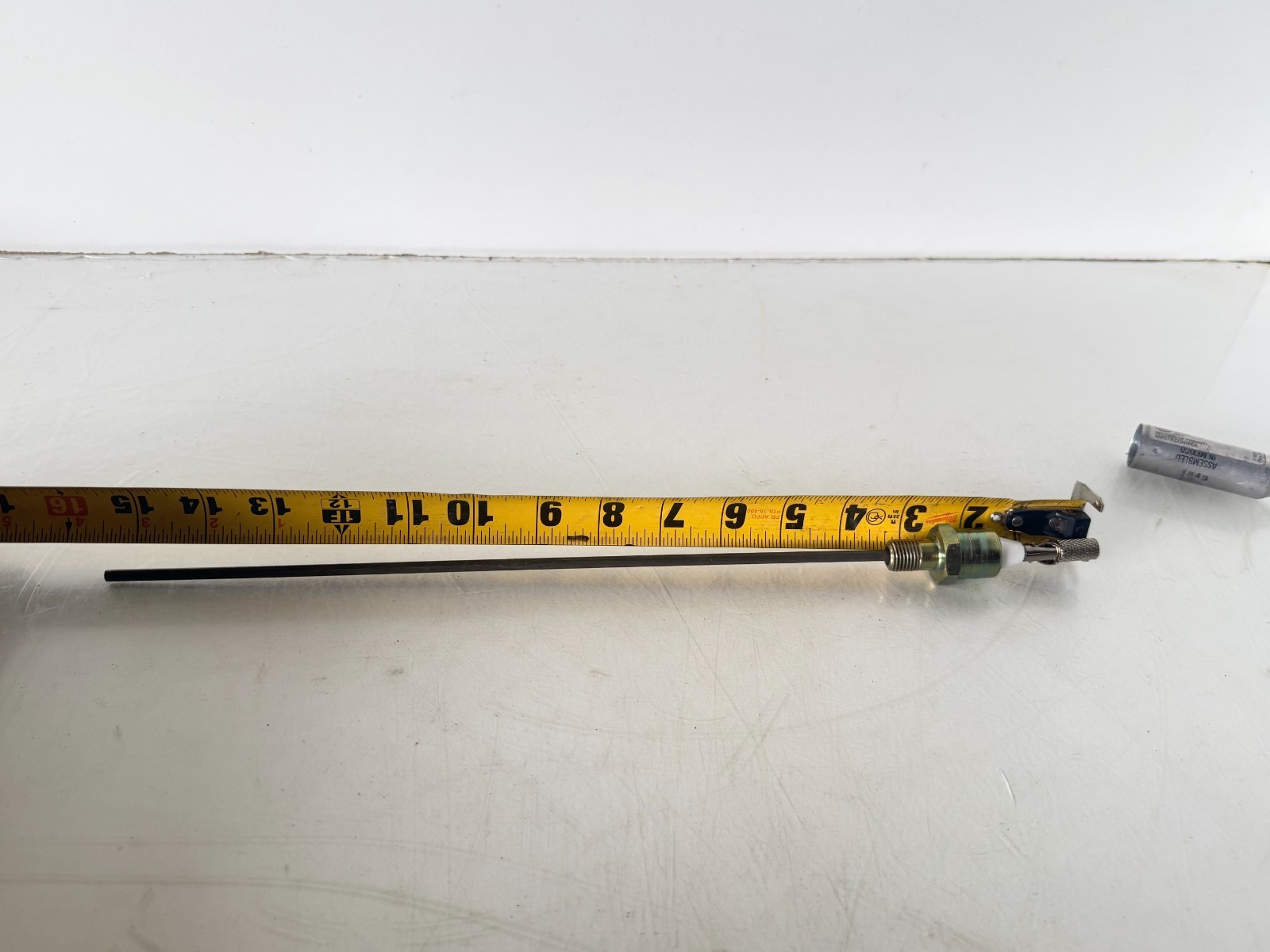 Honeywell C7008 A 1174 Flame Rod And Holder 12in (45)