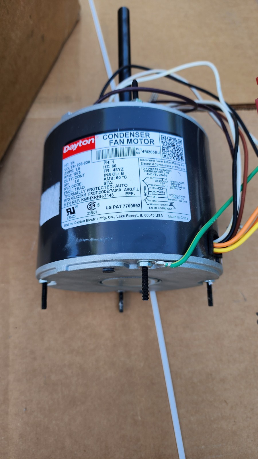 Dayton Electric 4M205BJ Condenser Fan Motor New 240vac & 208 1075rpm 1/4 Hp