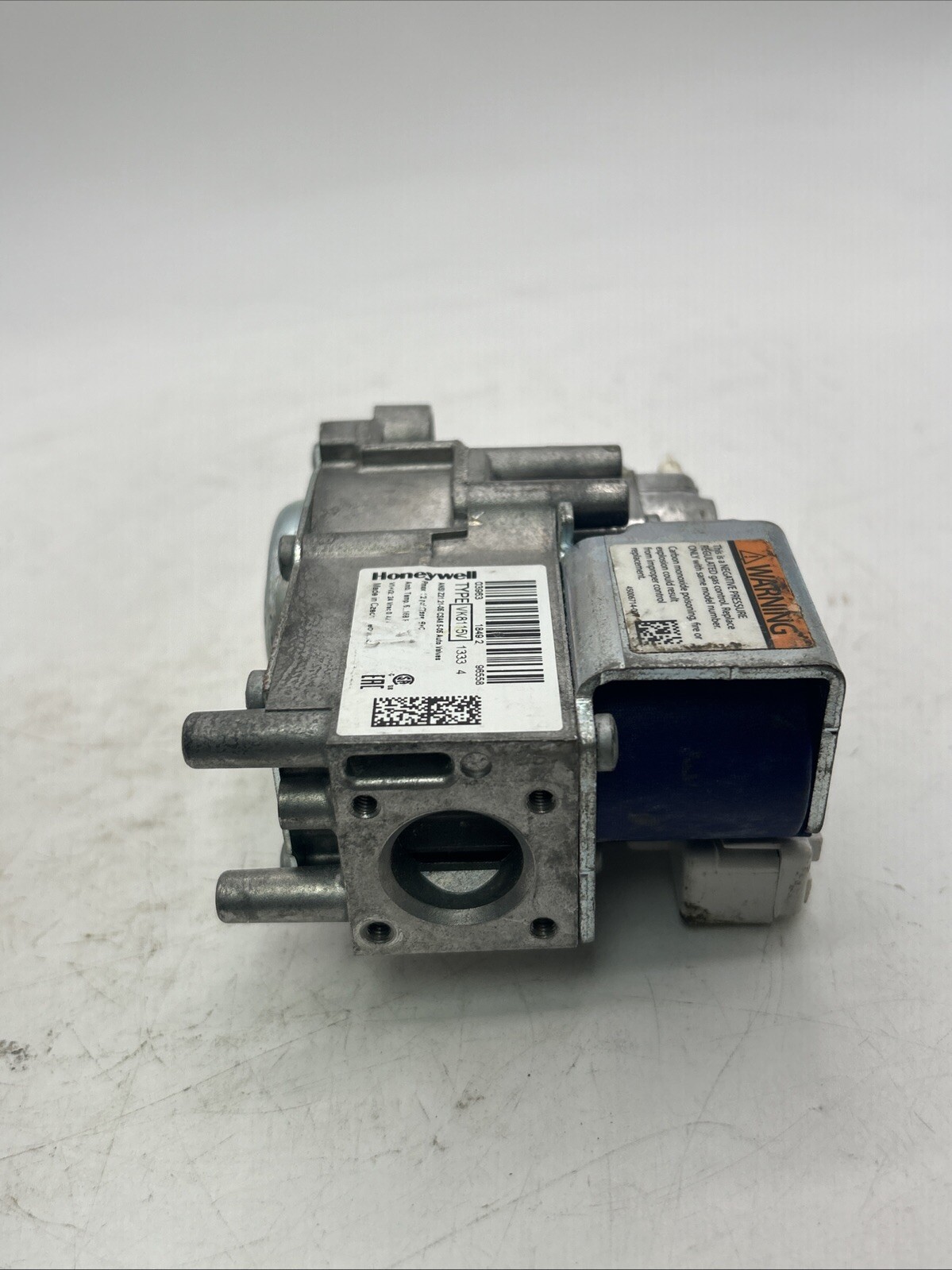 HONEYWELL VK8115V GAS VALVE Untested See Pics 30 Days Warranty