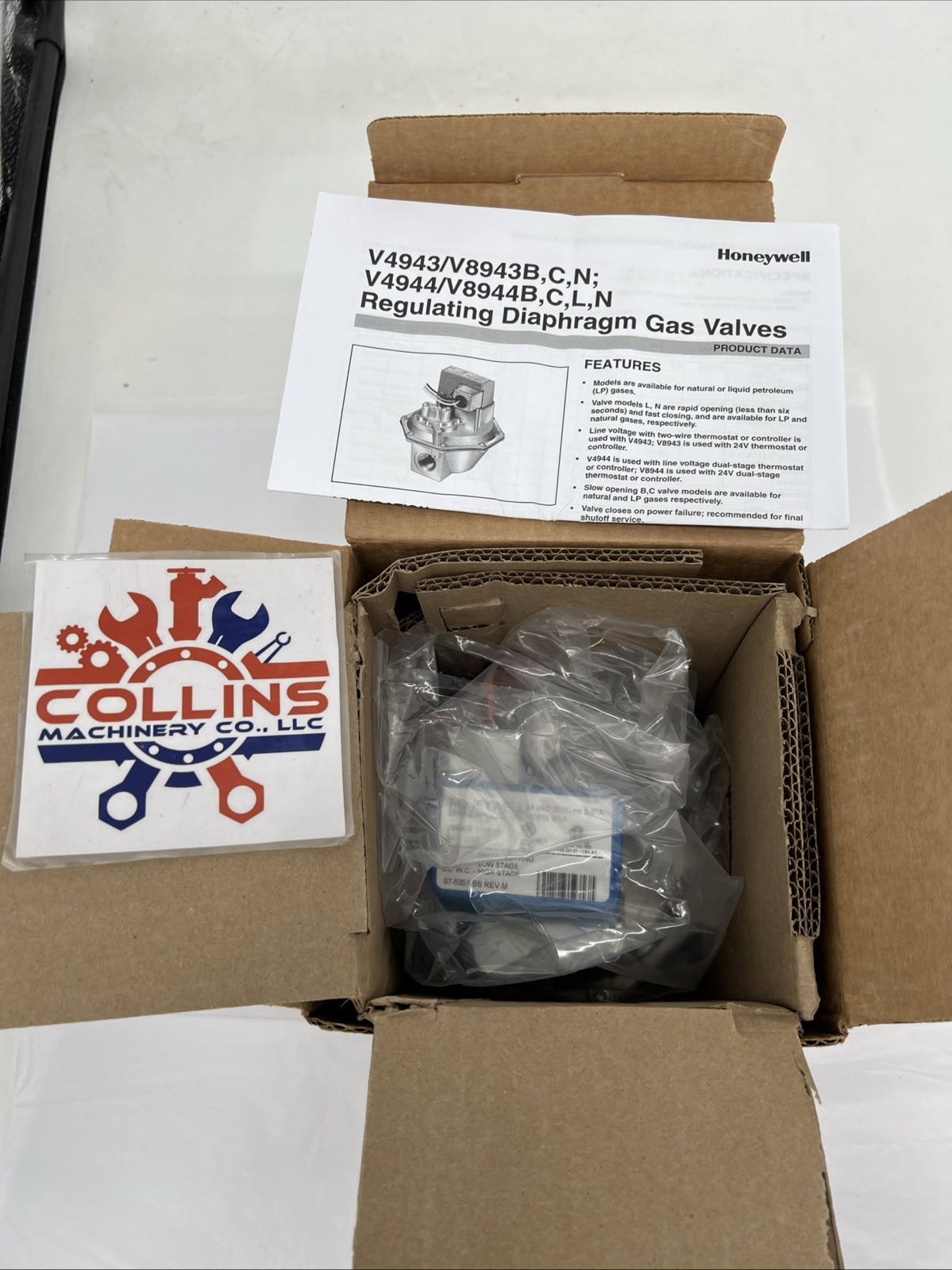 Honeywell V8944B 1019 Diaphragm Gas Valve, 24V, 50/60 Hz, 1” NPT, 1/2 PSI, NG