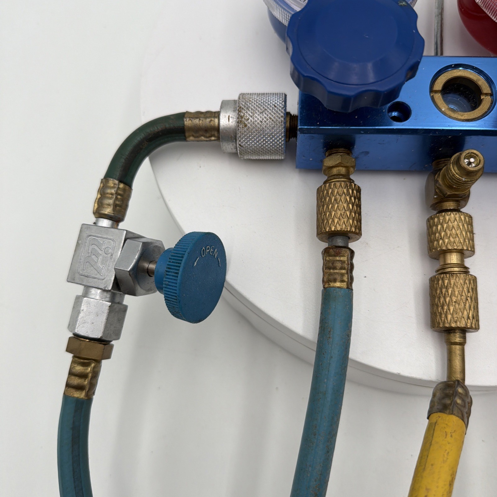 A/C Manifold Dual Gauge Set R134A R12 R22 R502 ACME HVAC AC Auto 5FT Hose