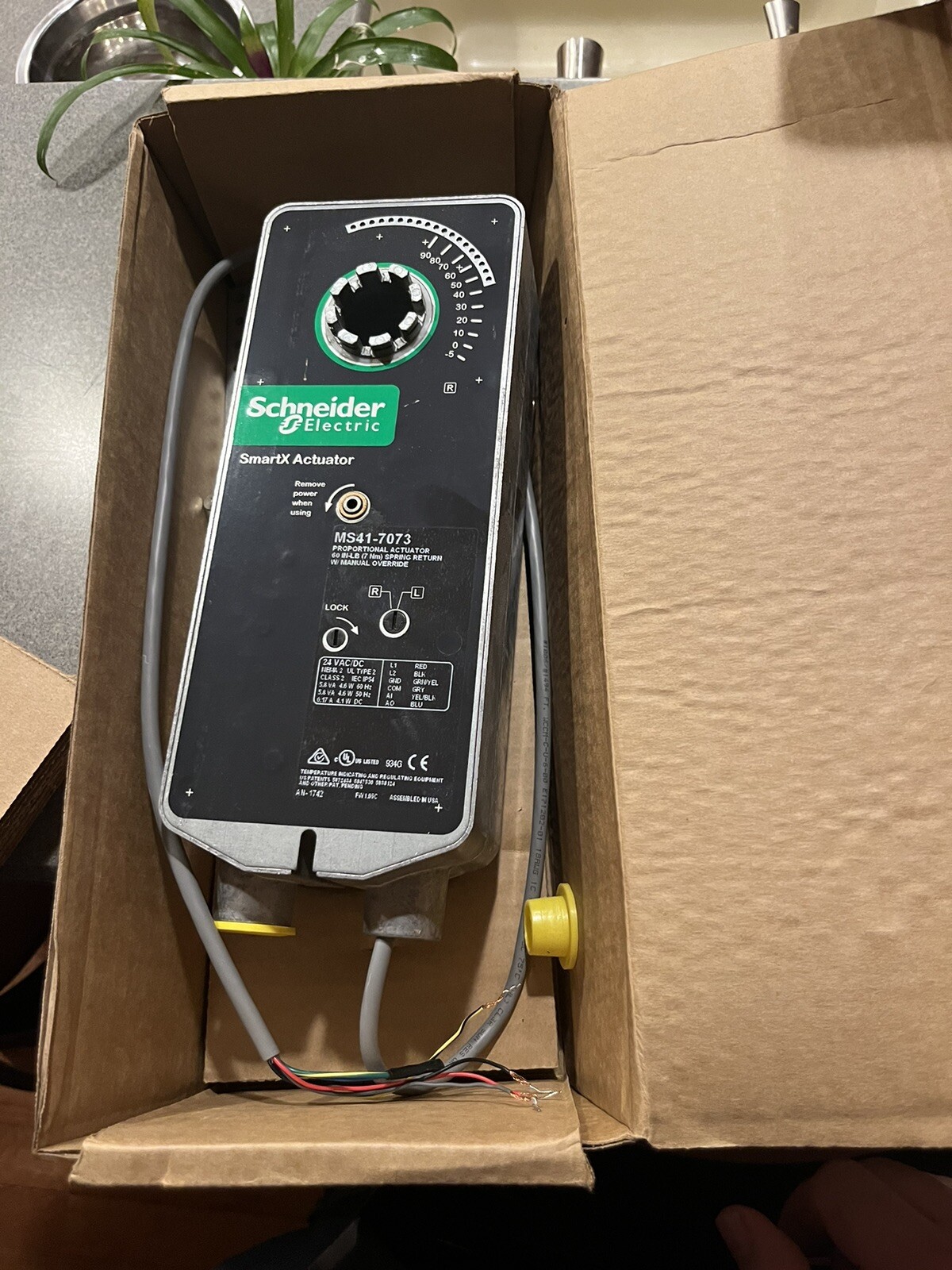 MS41-7073 Schneider Electric Proportional Damper Actuators, 60 IN-lb MS41 Series