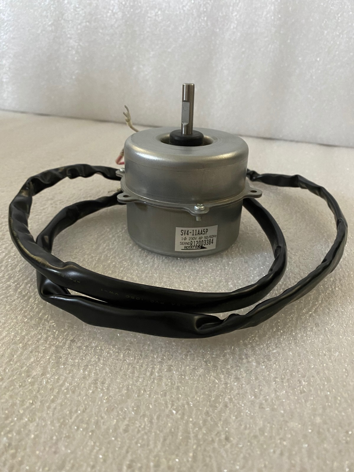 Sanyo – Panasonic Condenser Fan Motor SV4-11AA5P 230V 1PH 4P