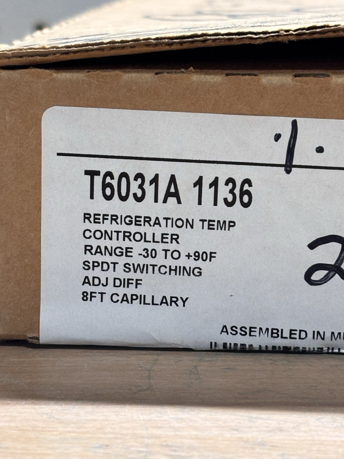 New in box Honeywell T6031A1136 Refrigeration Temp Controller -30 – +90F 8′ Cap