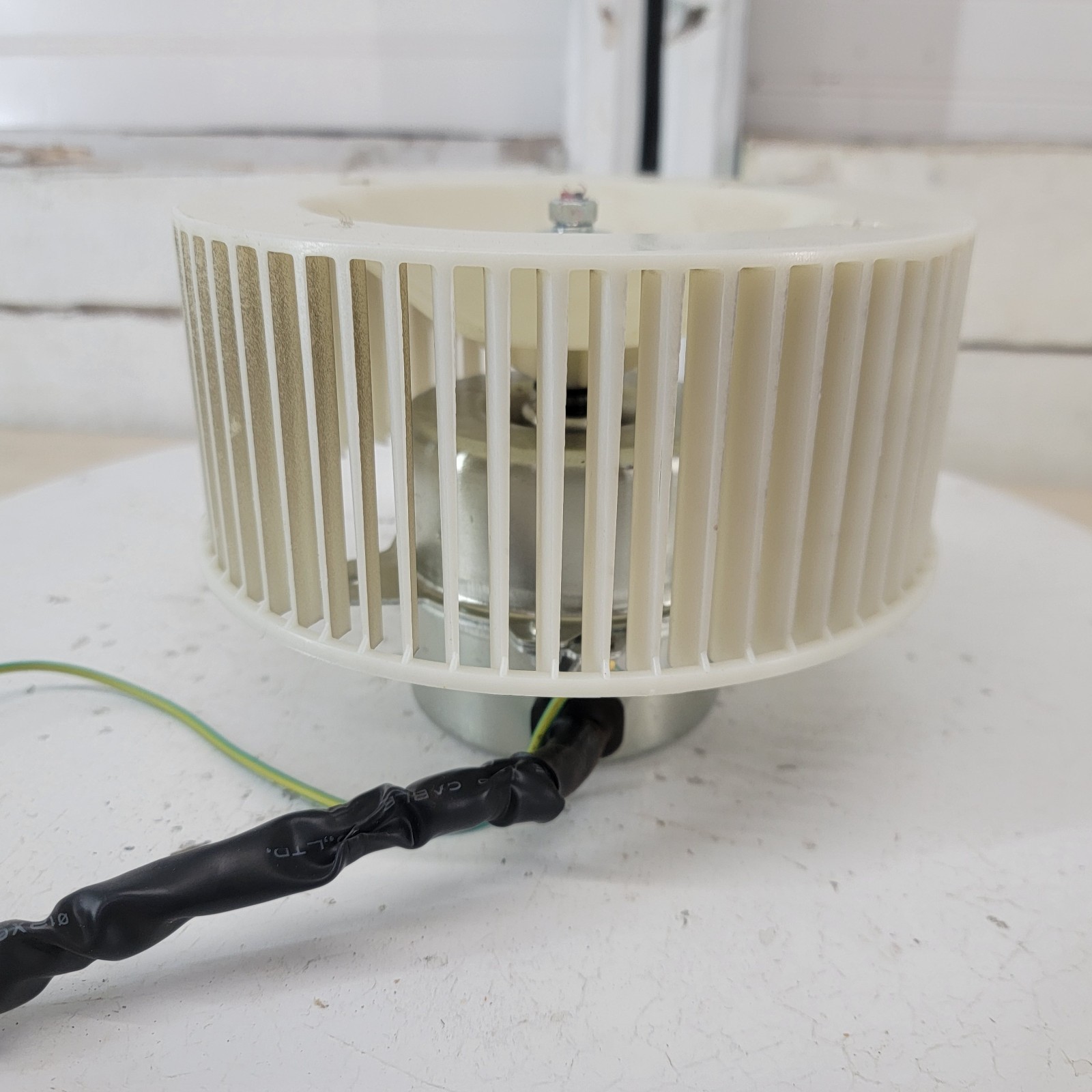 Dehumidifier Fan Motor YY025-824PL01-001 115V 25W w/ Blower Wheel & Harness Test