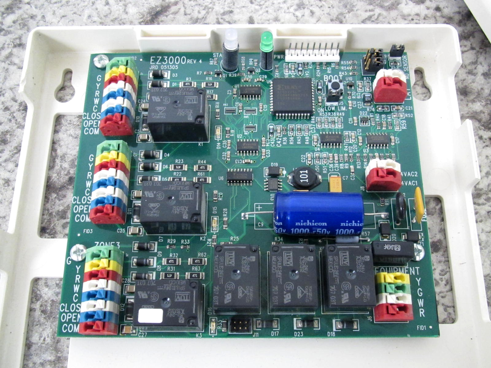 ZoneFirst Masterzone EZ3000 3-Zone Zoning Damper Control Circuit Board Used